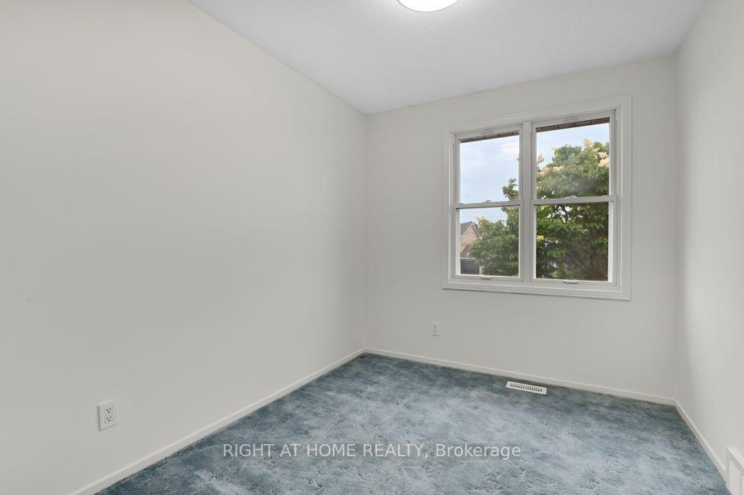 Photo 17 of 99 Craig Henry Drive, Ottawa, Craig Henry/Woodvale — HOMEH