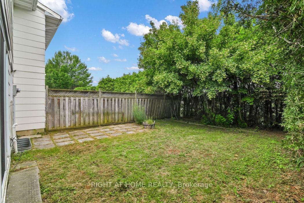 Photo 22 of 99 Craig Henry Drive, Ottawa, Craig Henry/Woodvale — HOMEH