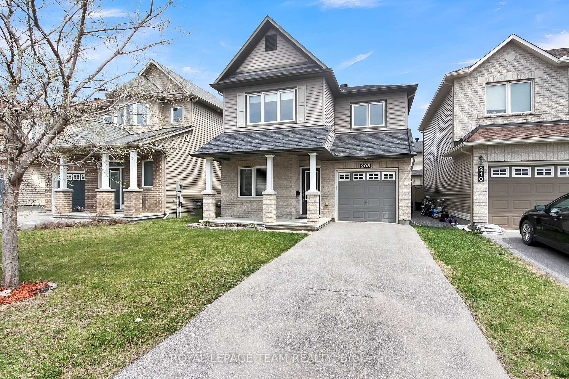 Photo 1 of 208 Mission Trail Crescent, Ottawa, Kanata - Kanata Lakes/Heritage Hills — HOMEH