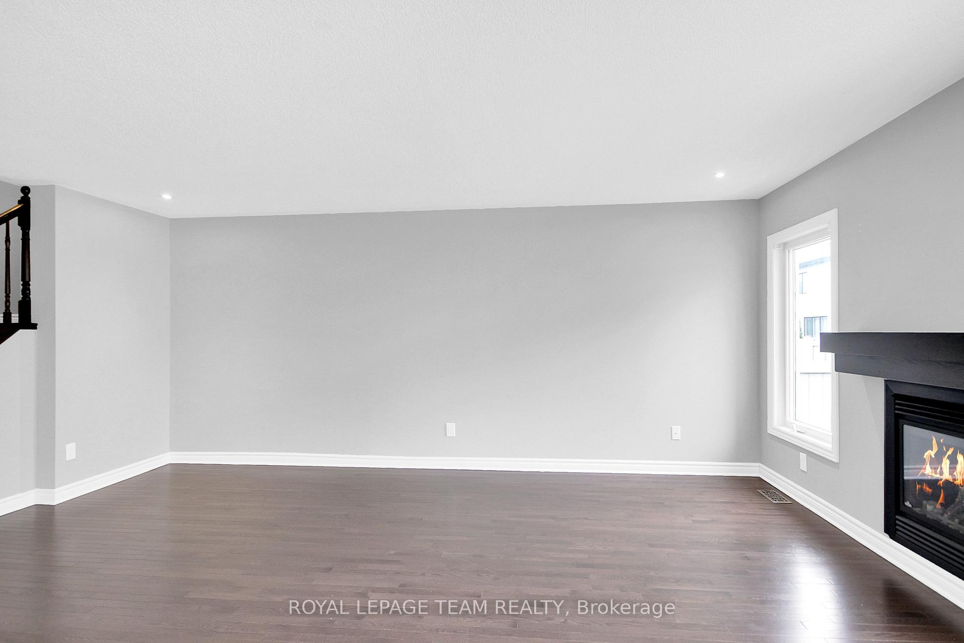 Photo 11 of 208 Mission Trail Crescent, Ottawa, Kanata - Kanata Lakes/Heritage Hills — HOMEH