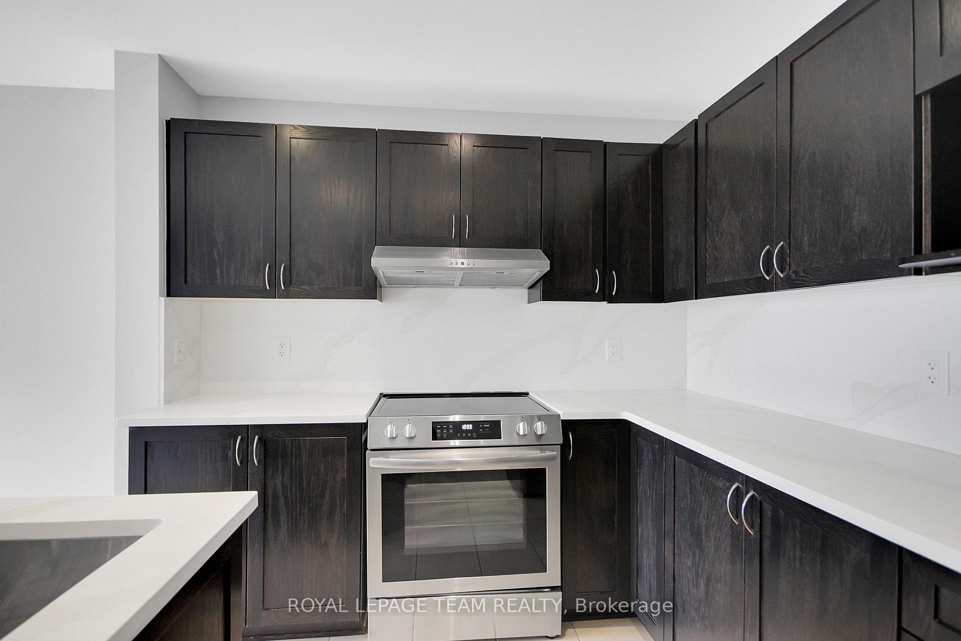 Photo 16 of 208 Mission Trail Crescent, Ottawa, Kanata - Kanata Lakes/Heritage Hills — HOMEH