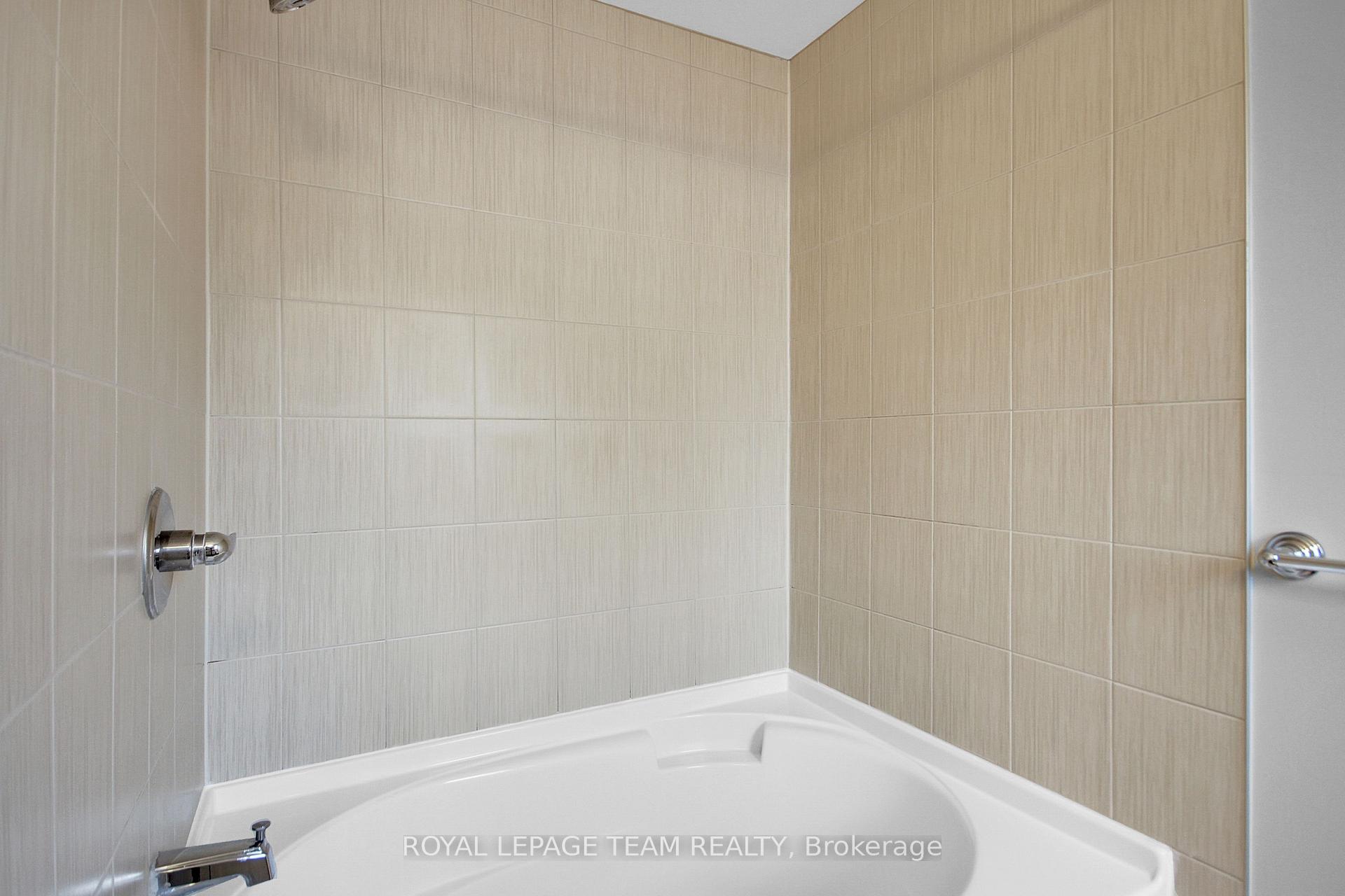 Photo 27 of 208 Mission Trail Crescent, Ottawa, Kanata - Kanata Lakes/Heritage Hills — HOMEH