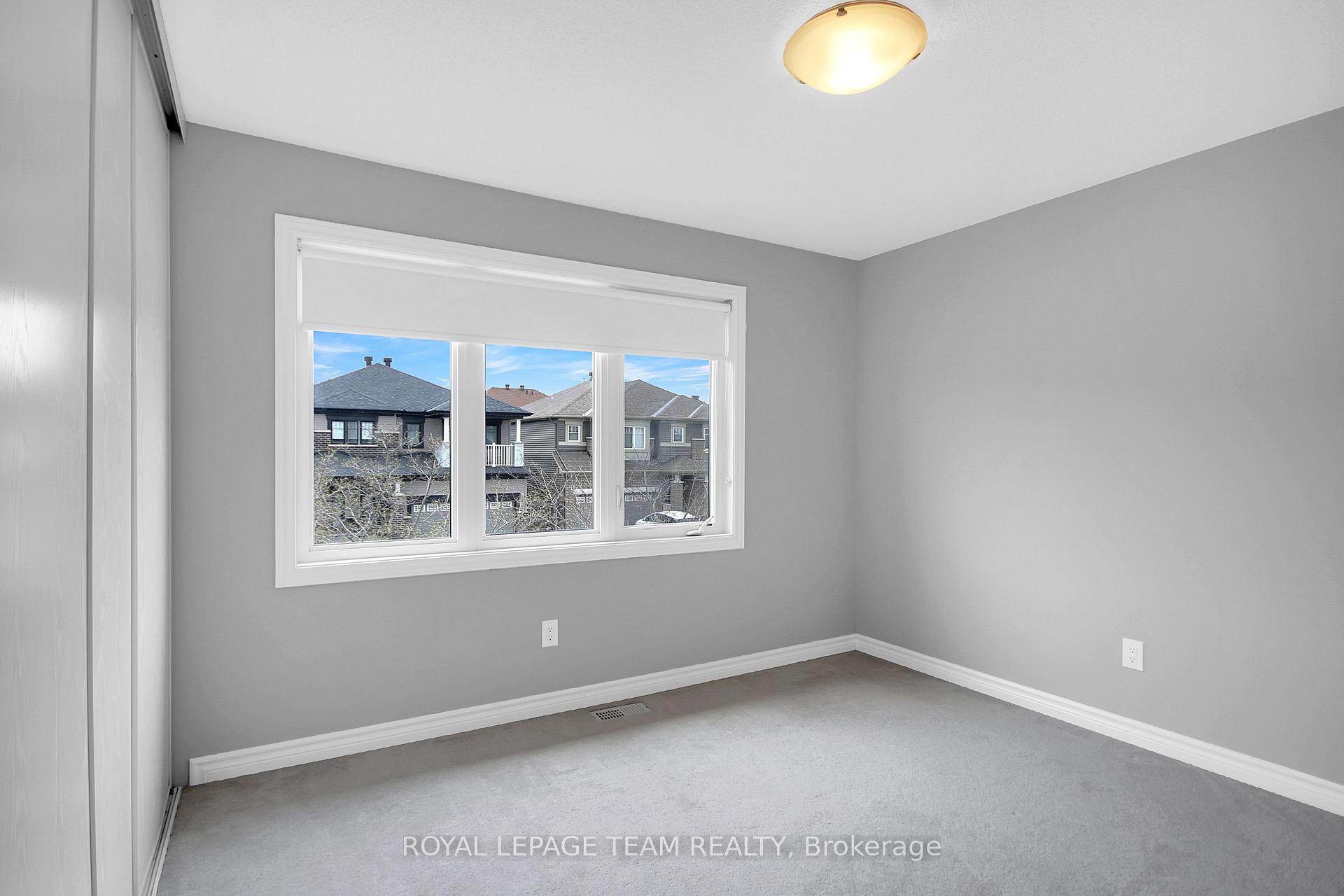 Photo 32 of 208 Mission Trail Crescent, Ottawa, Kanata - Kanata Lakes/Heritage Hills — HOMEH