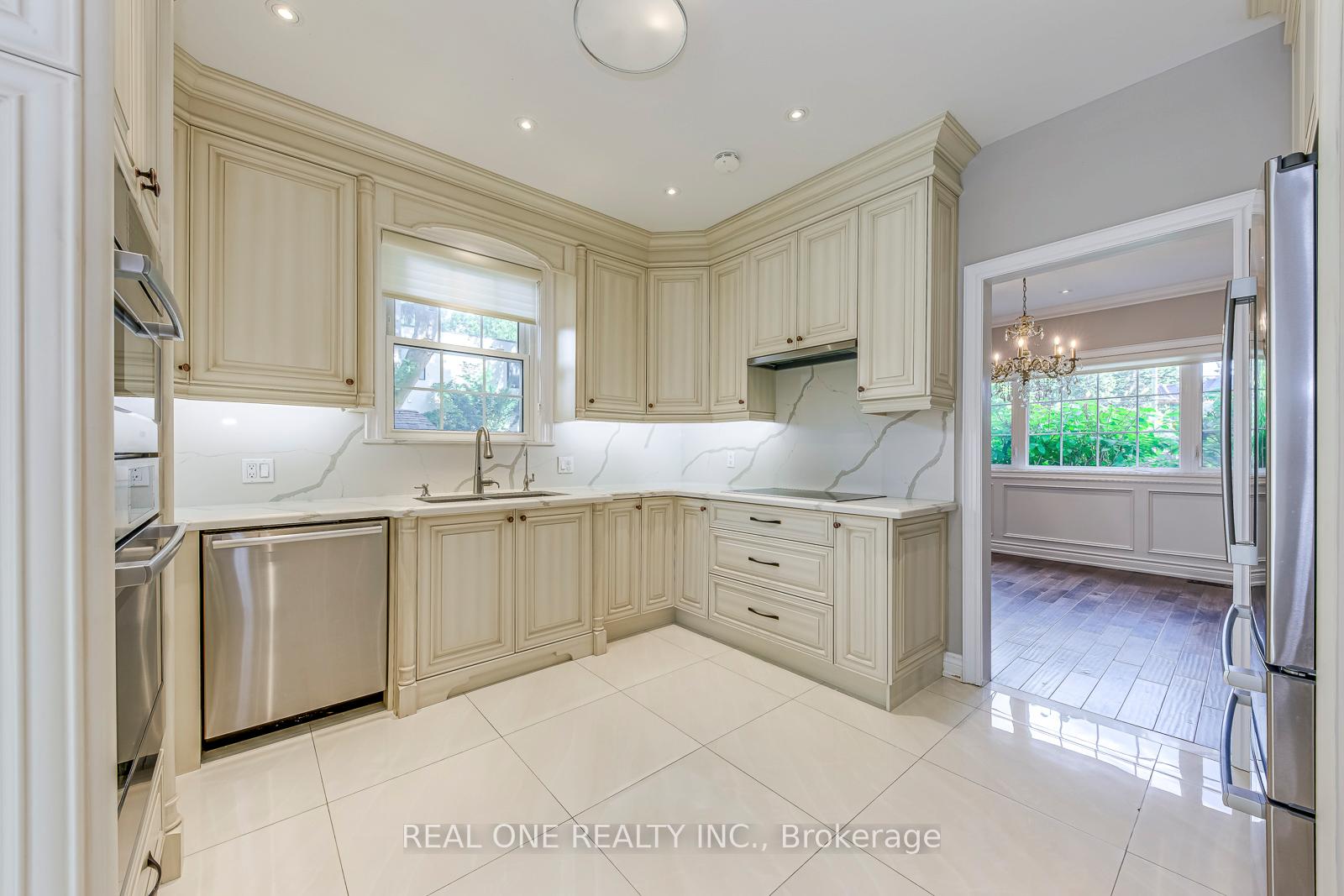 Photo 15 of 308 Morrison Road, Oakville, Morrison — HOMEH