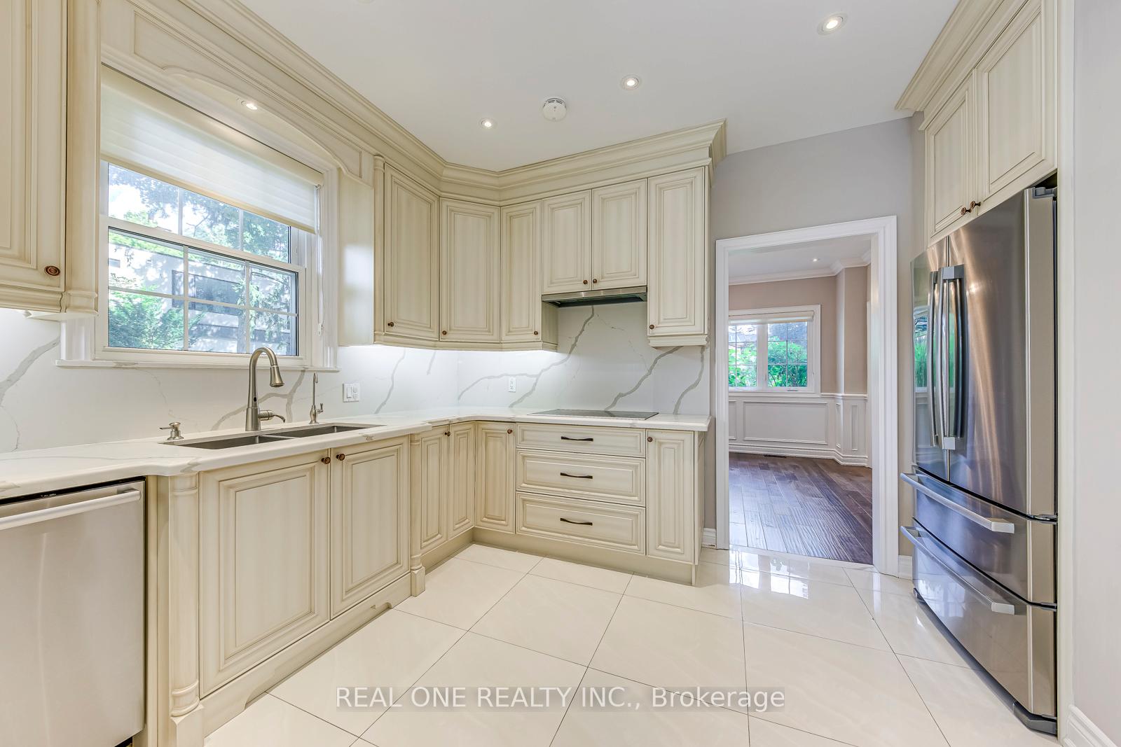 Photo 17 of 308 Morrison Road, Oakville, Morrison — HOMEH