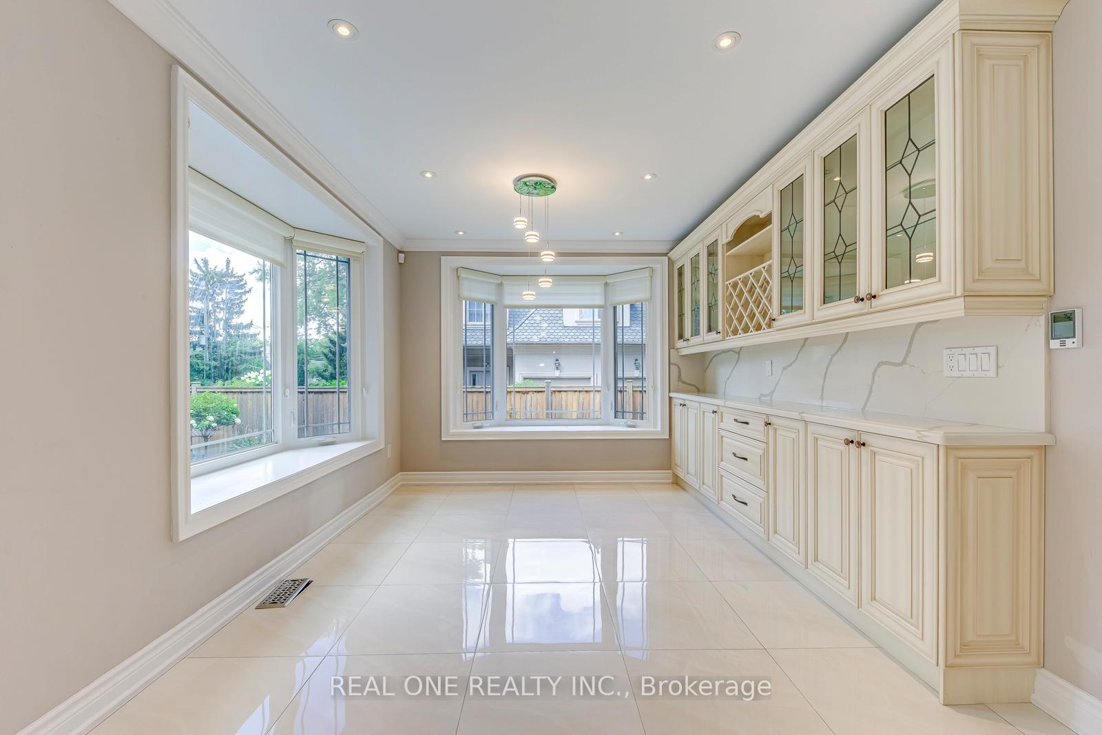 Photo 20 of 308 Morrison Road, Oakville, Morrison — HOMEH