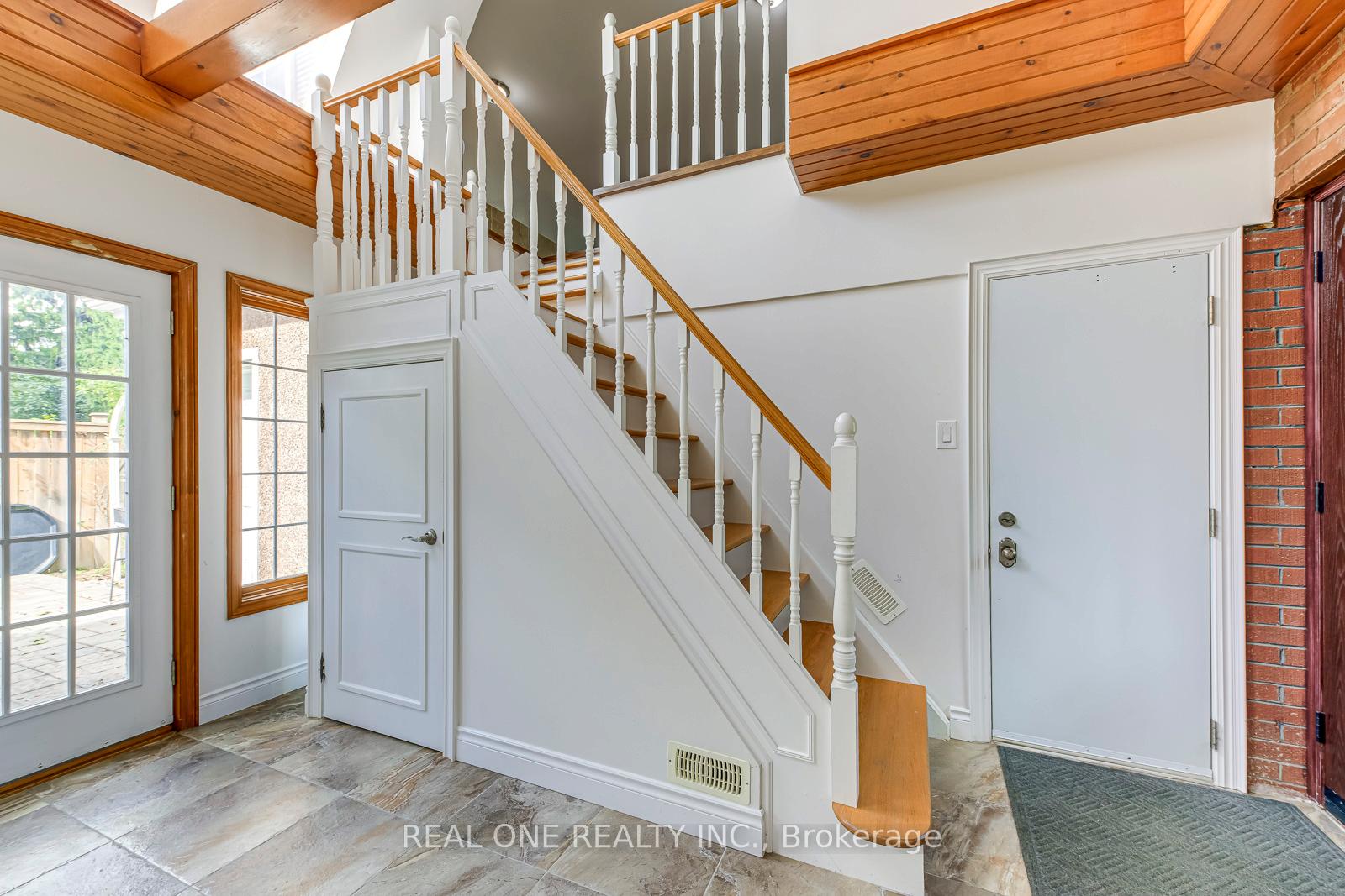 Photo 24 of 308 Morrison Road, Oakville, Morrison — HOMEH