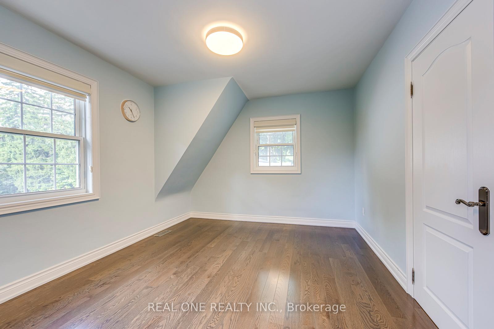 Photo 37 of 308 Morrison Road, Oakville, Morrison — HOMEH