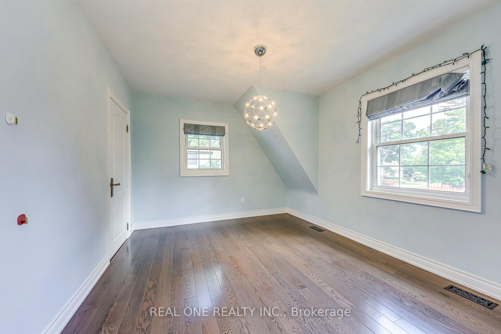 Photo 38 of 308 Morrison Road, Oakville, Morrison — HOMEH