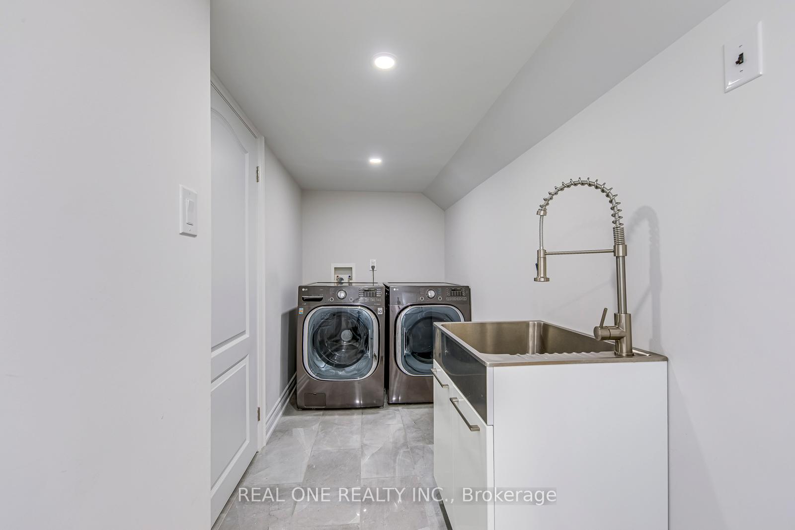 Photo 44 of 308 Morrison Road, Oakville, Morrison — HOMEH