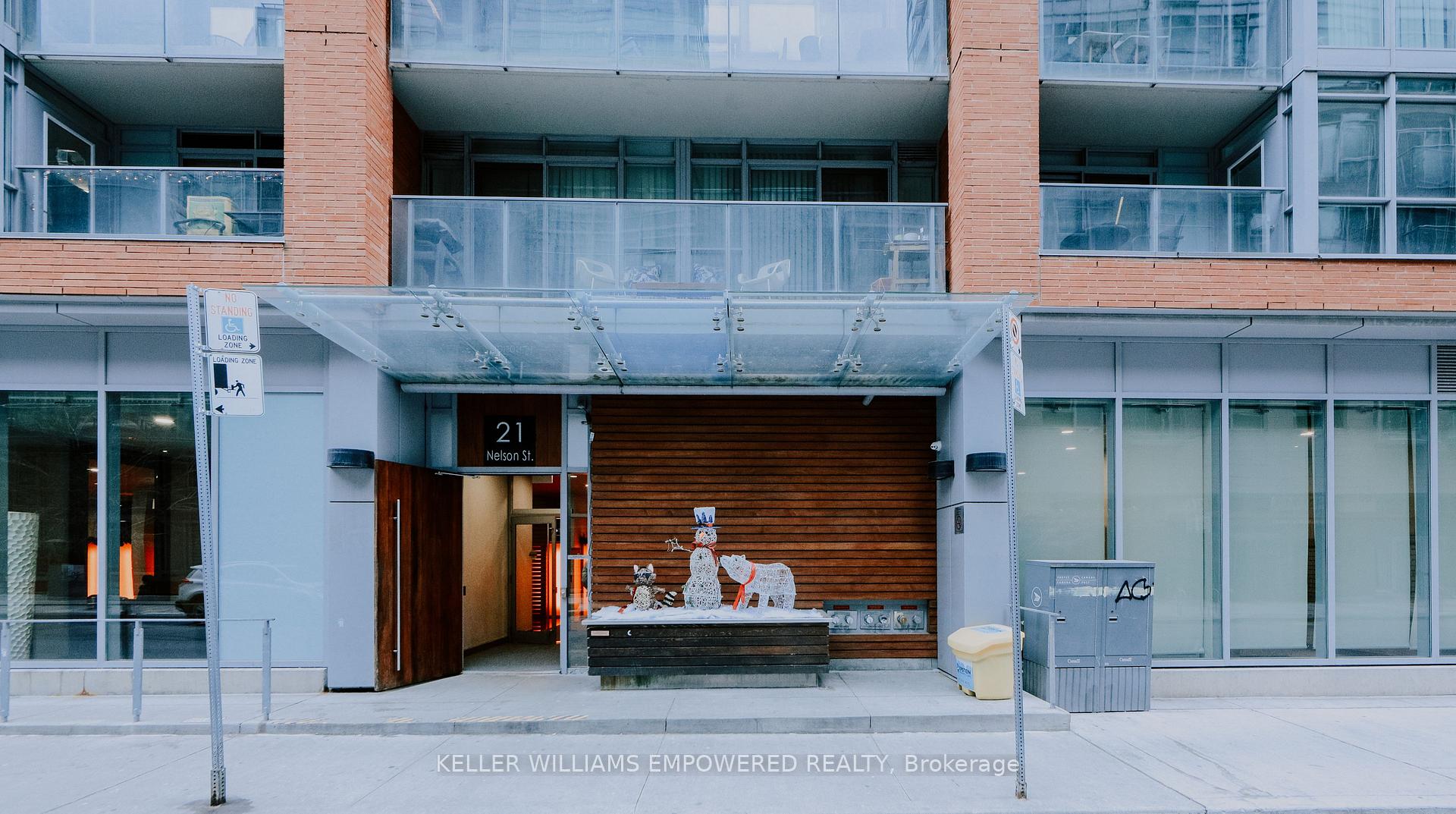 Photo 1 of Unit 221, 21 Nelson Street, Toronto, Waterfront Communities — HOMEH