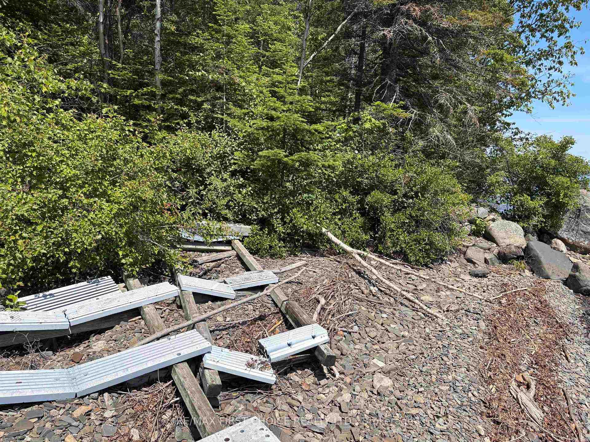 Photo 32 of 560 Little Trout Bay Rd., Neebing, Crooks — HOMEH