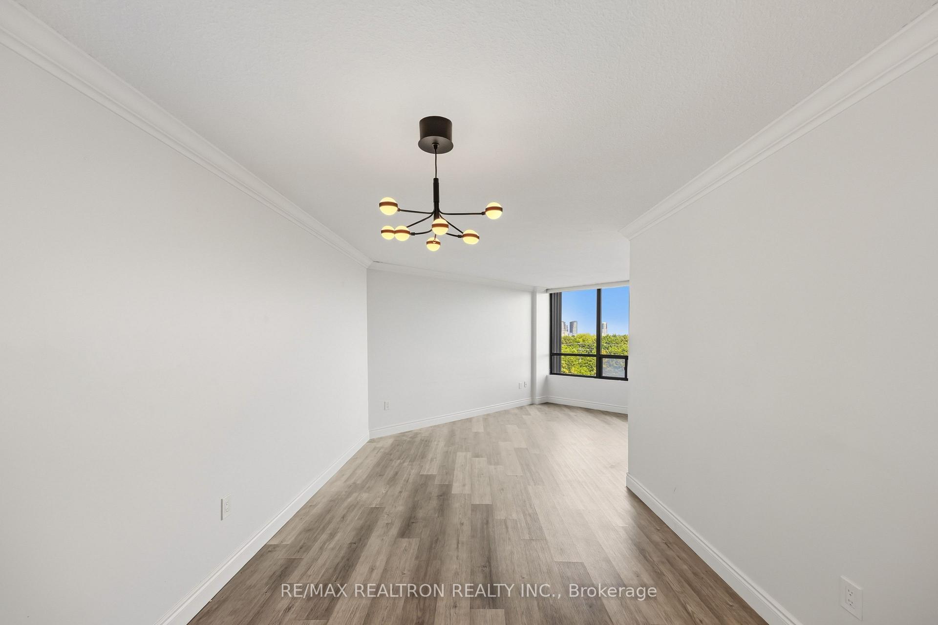 Photo 13 of Unit 608, 7440 Bathurst Street, Vaughan, Brownridge — HOMEH