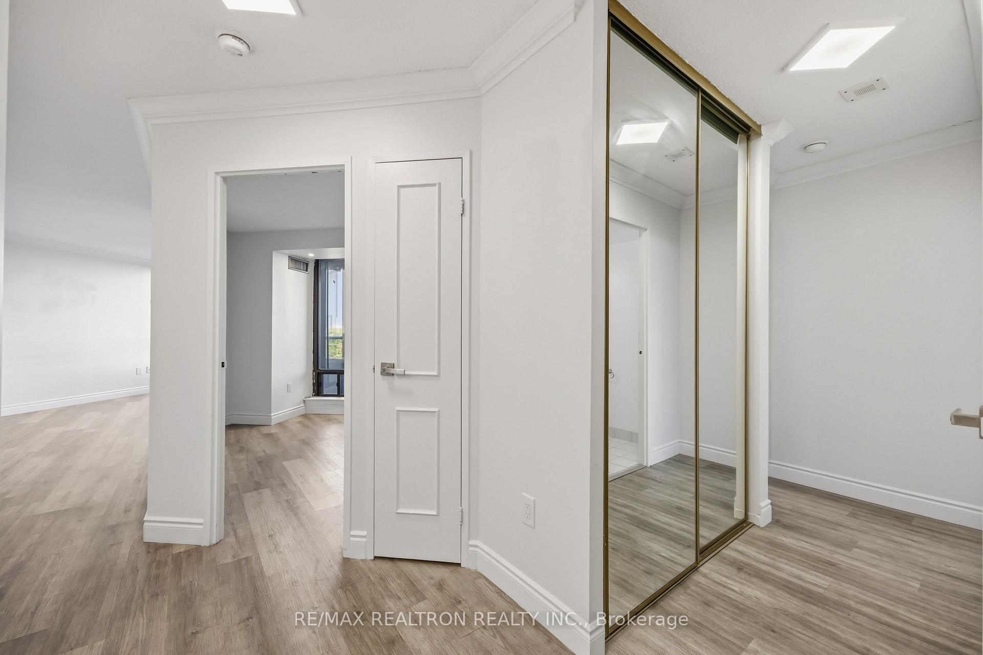Photo 17 of Unit 608, 7440 Bathurst Street, Vaughan, Brownridge — HOMEH