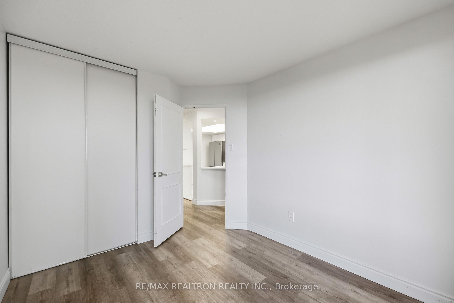 Photo 20 of Unit 608, 7440 Bathurst Street, Vaughan, Brownridge — HOMEH