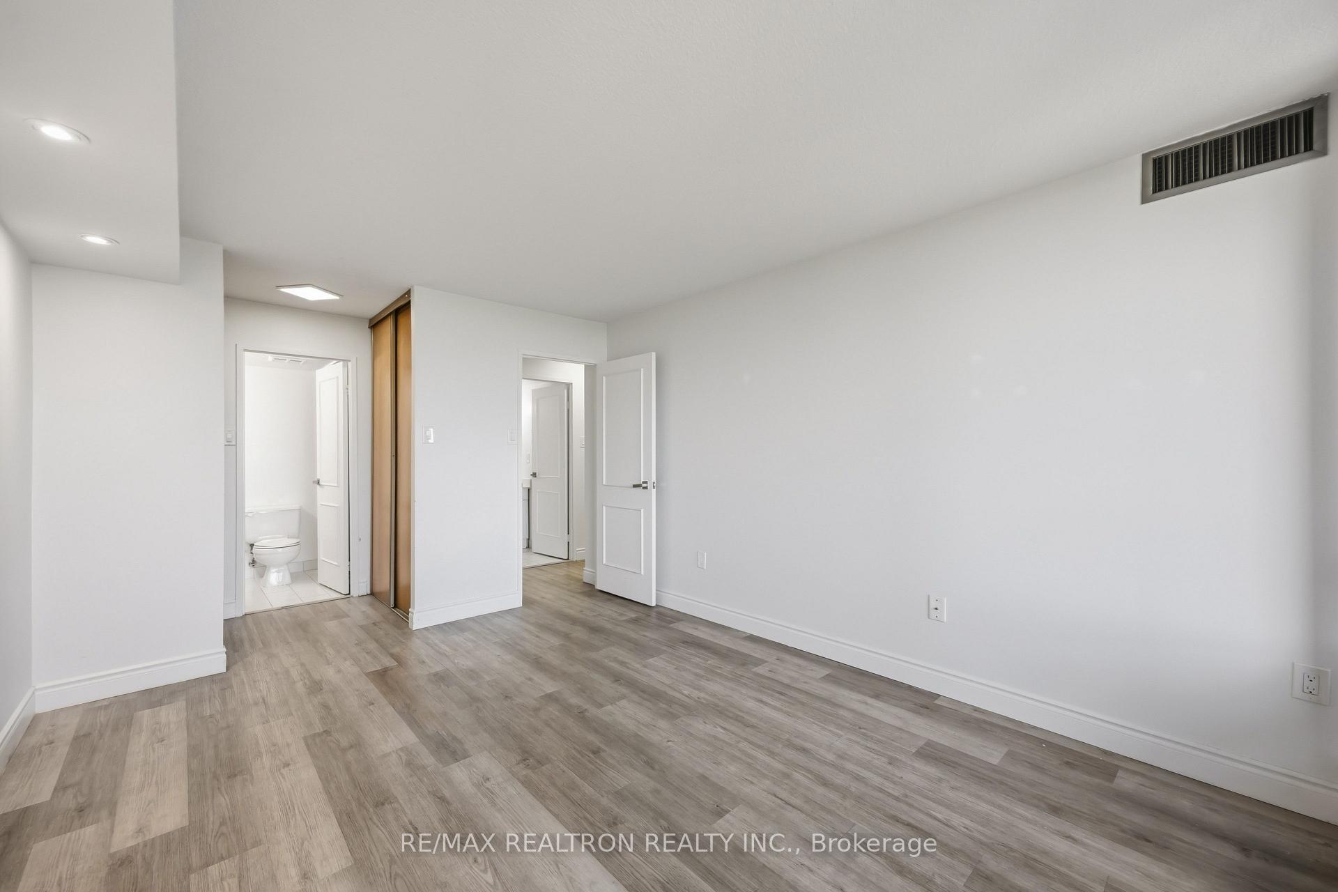 Photo 24 of Unit 608, 7440 Bathurst Street, Vaughan, Brownridge — HOMEH