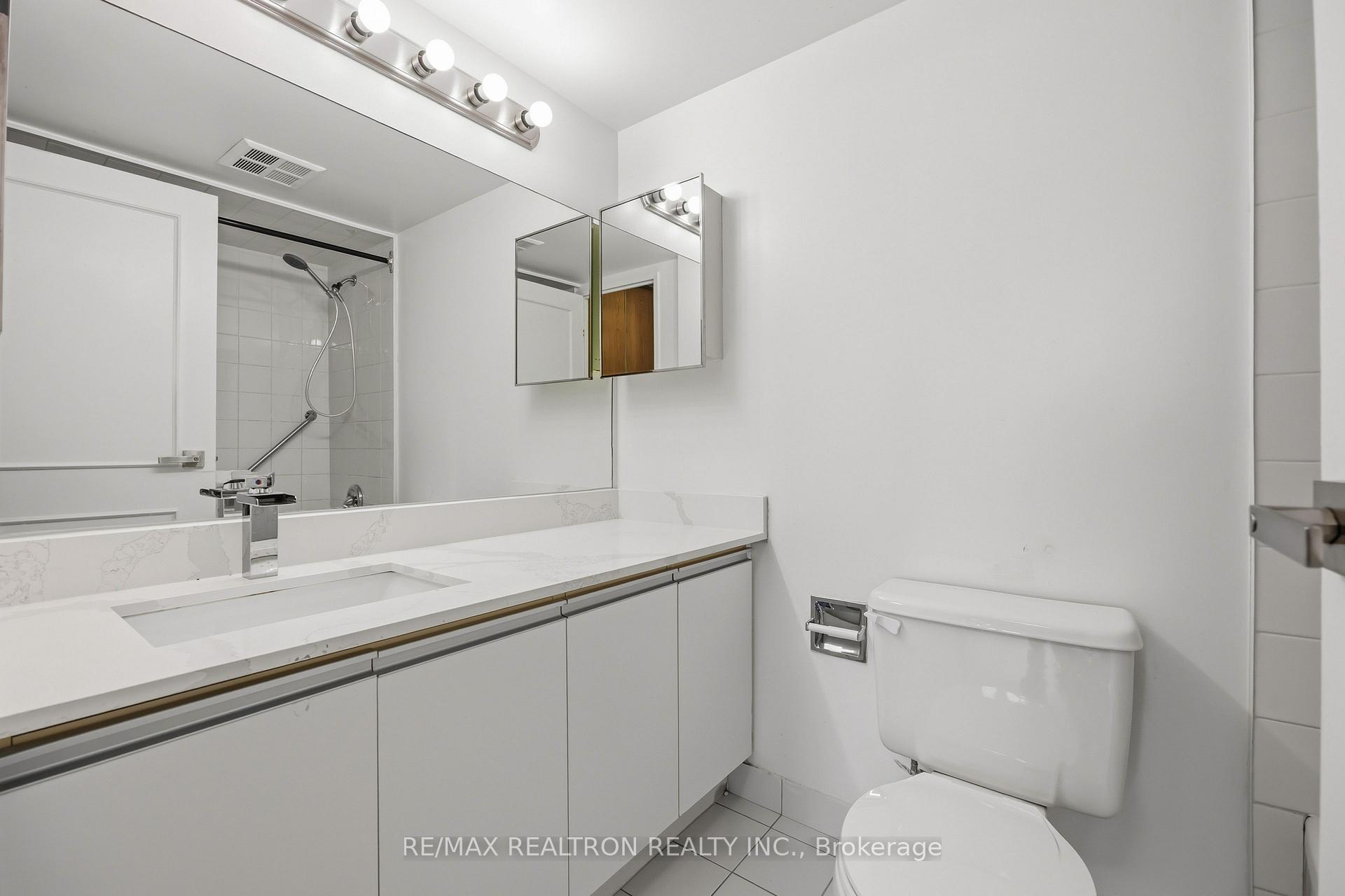 Photo 26 of Unit 608, 7440 Bathurst Street, Vaughan, Brownridge — HOMEH