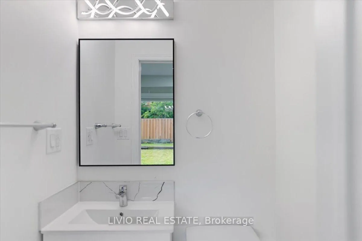Photo 14 of 4002 Brandon Gate Drive, Mississauga, Malton — HOMEH