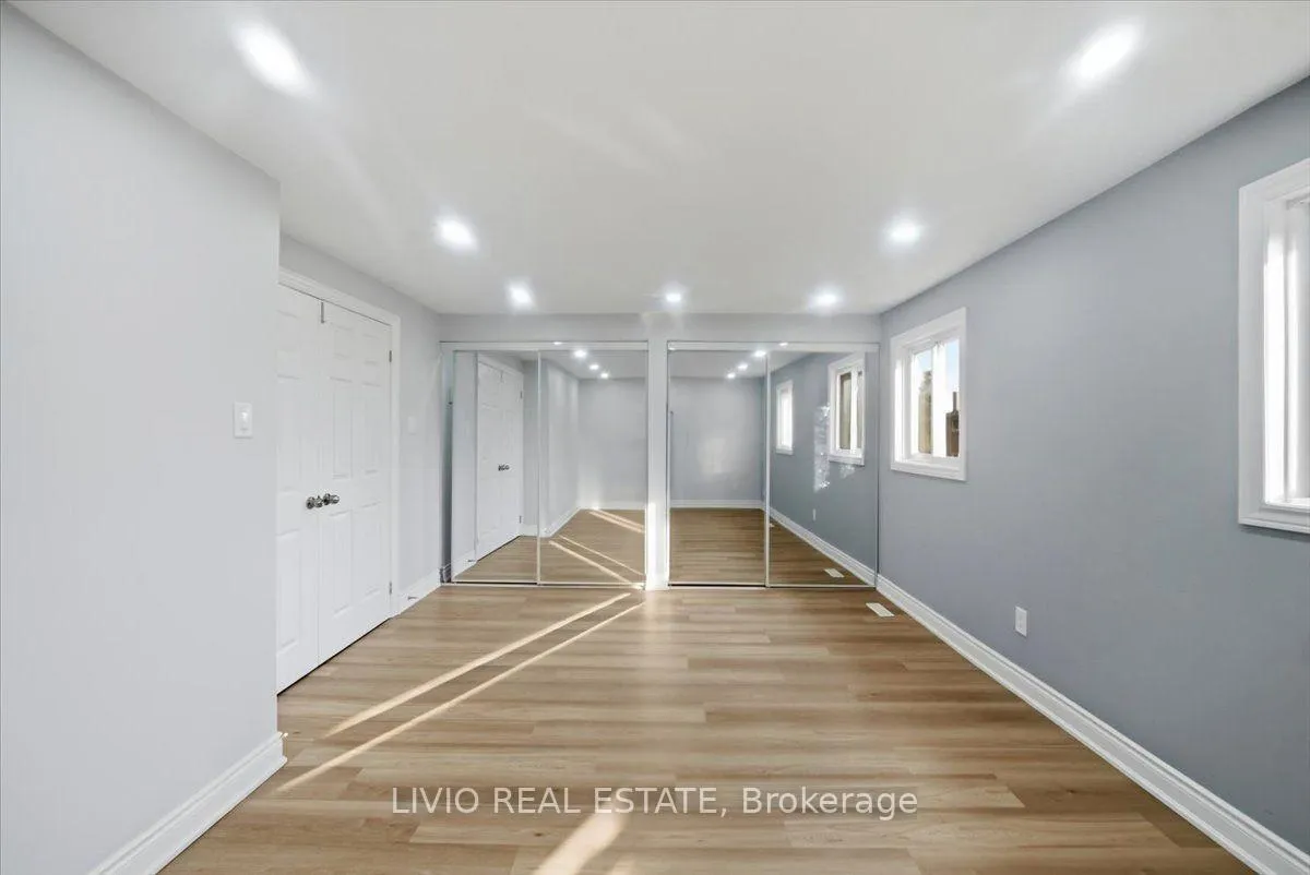 Photo 17 of 4002 Brandon Gate Drive, Mississauga, Malton — HOMEH