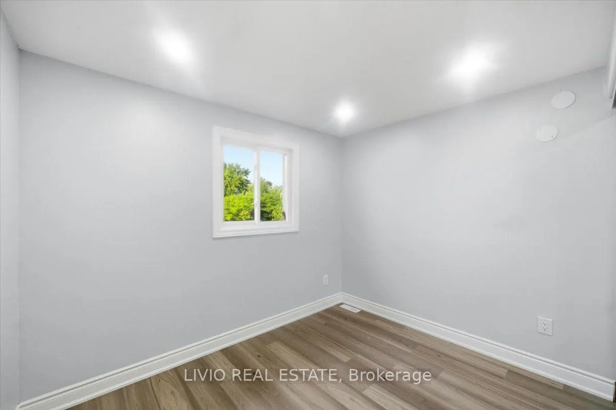 Photo 19 of 4002 Brandon Gate Drive, Mississauga, Malton — HOMEH