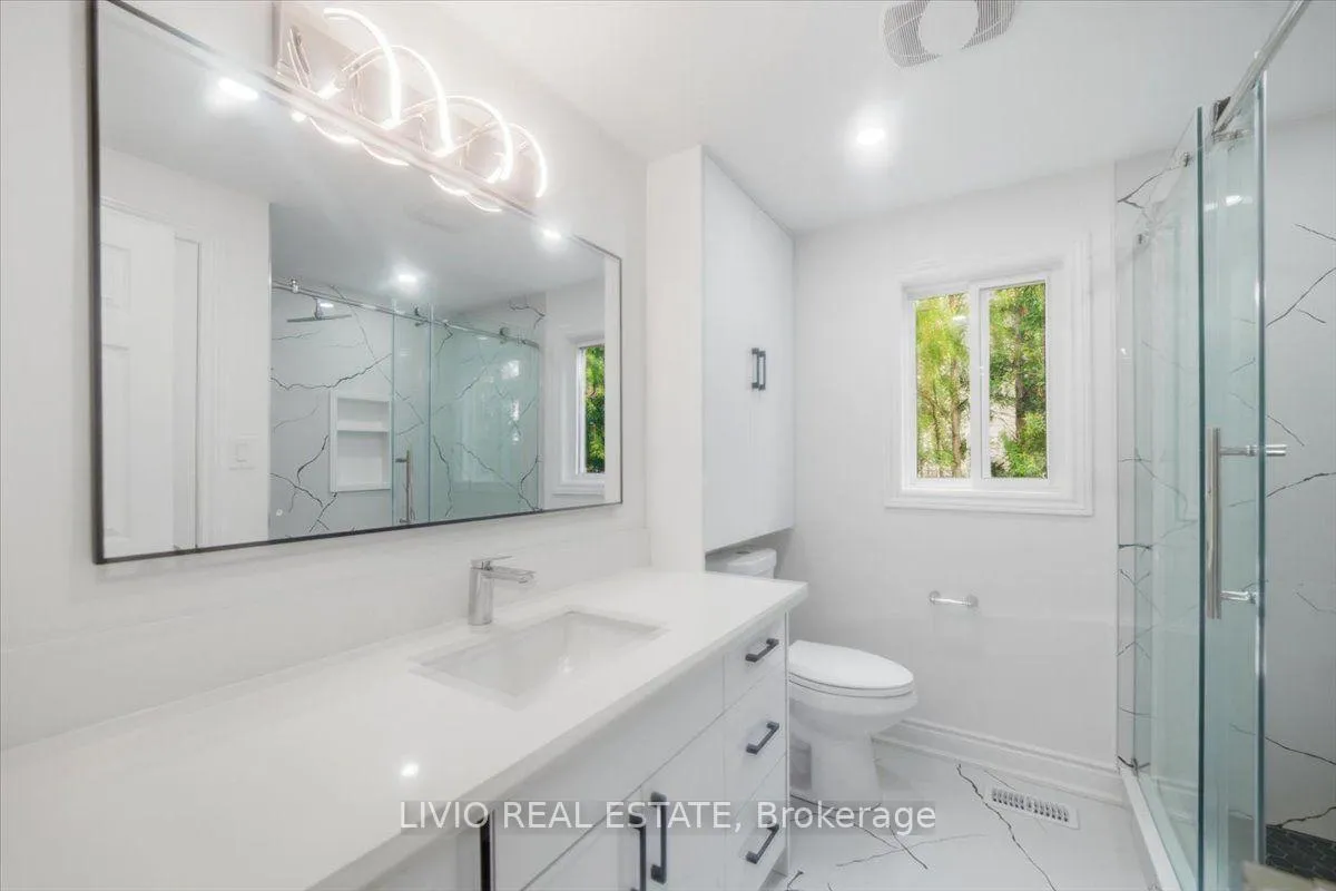 Photo 27 of 4002 Brandon Gate Drive, Mississauga, Malton — HOMEH