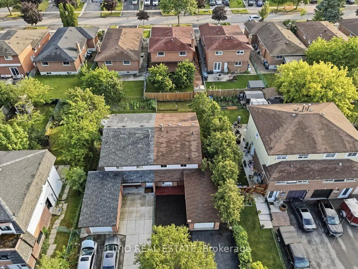 Photo 40 of 4002 Brandon Gate Drive, Mississauga, Malton — HOMEH