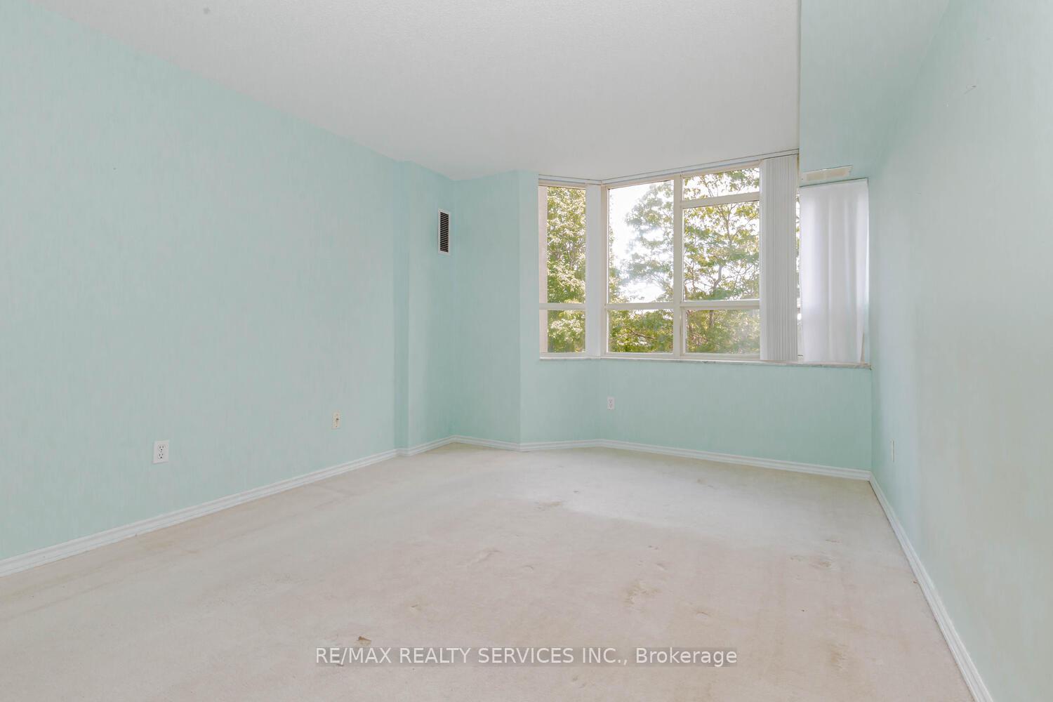 Photo 29 of Unit 308, 30 Malta Avenue, Brampton, Fletcher's Creek South — HOMEH
