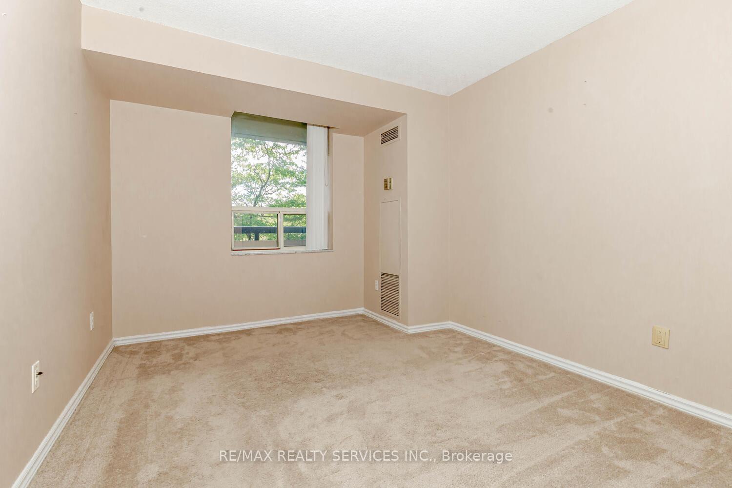 Photo 34 of Unit 308, 30 Malta Avenue, Brampton, Fletcher's Creek South — HOMEH