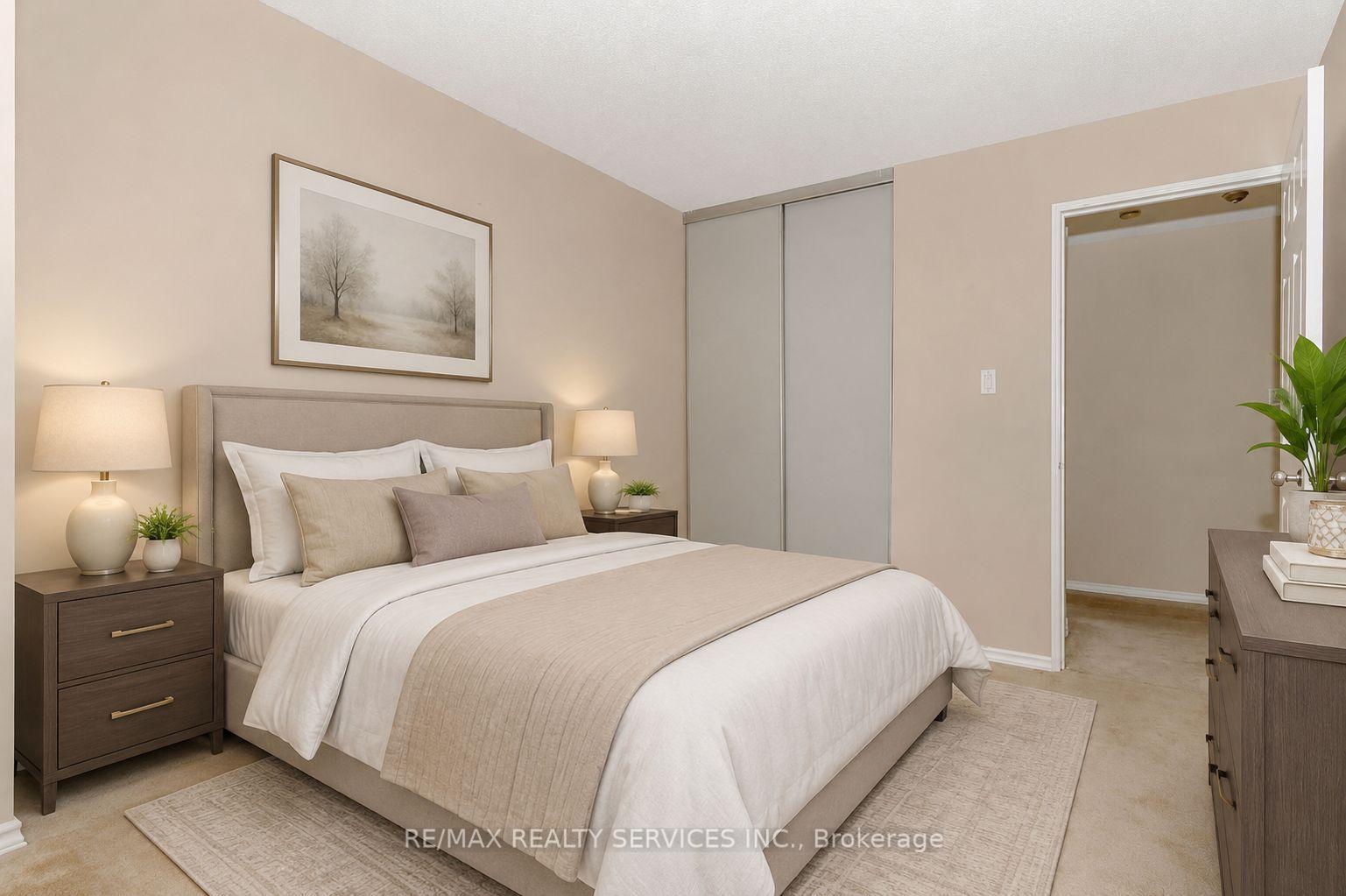 Photo 12 of Unit 308, 30 Malta Avenue, Brampton, Fletcher's Creek South — HOMEH