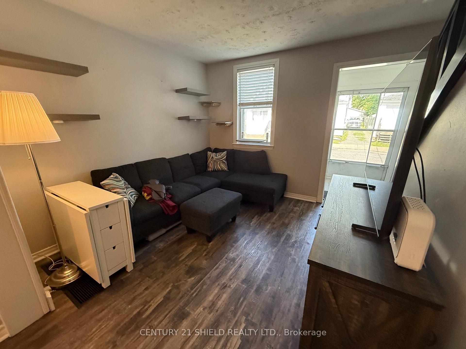 Photo 21 of 31 Cartier Avenue, Cornwall, Cornwall — HOMEH