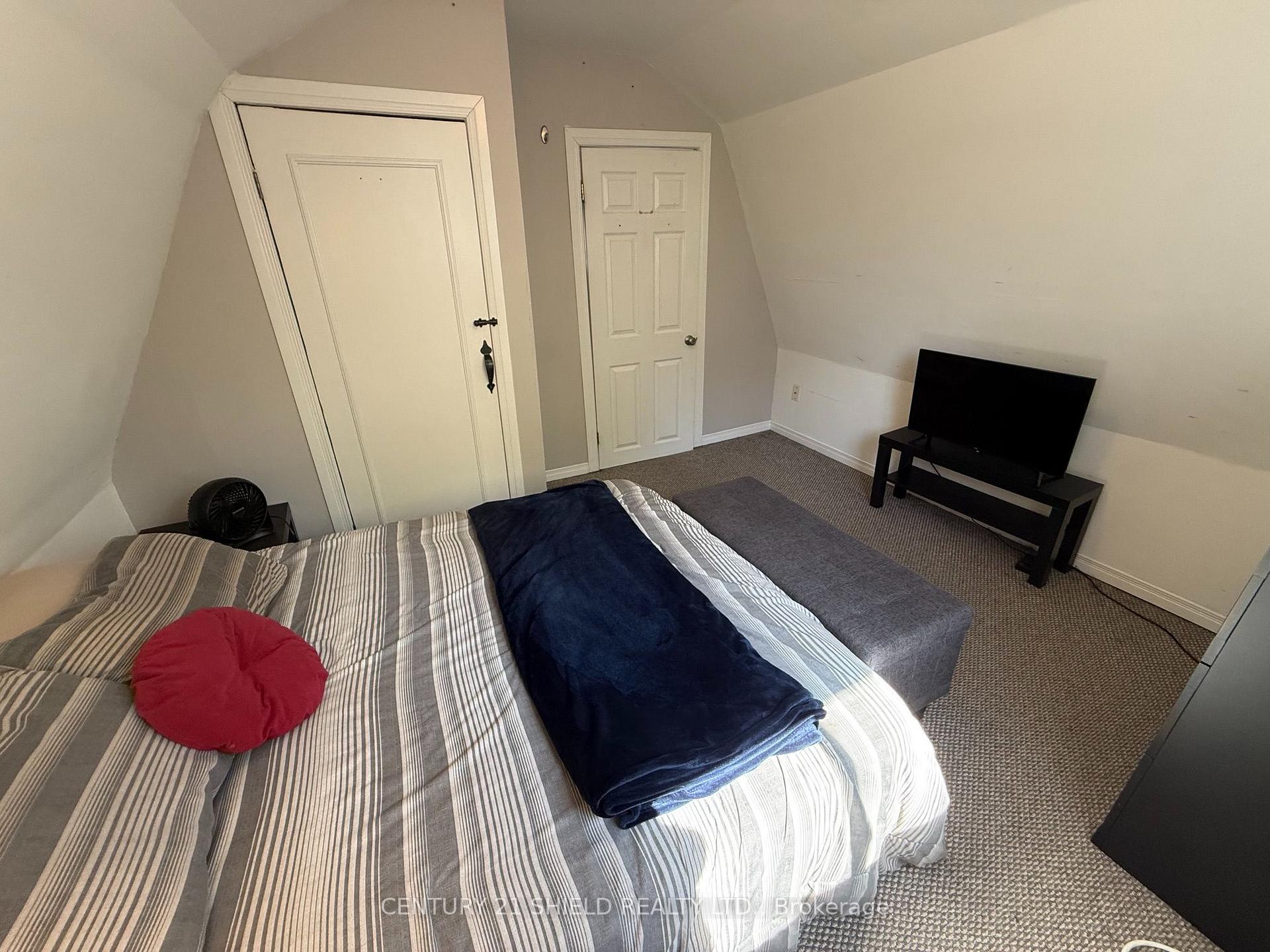 Photo 25 of 31 Cartier Avenue, Cornwall, Cornwall — HOMEH