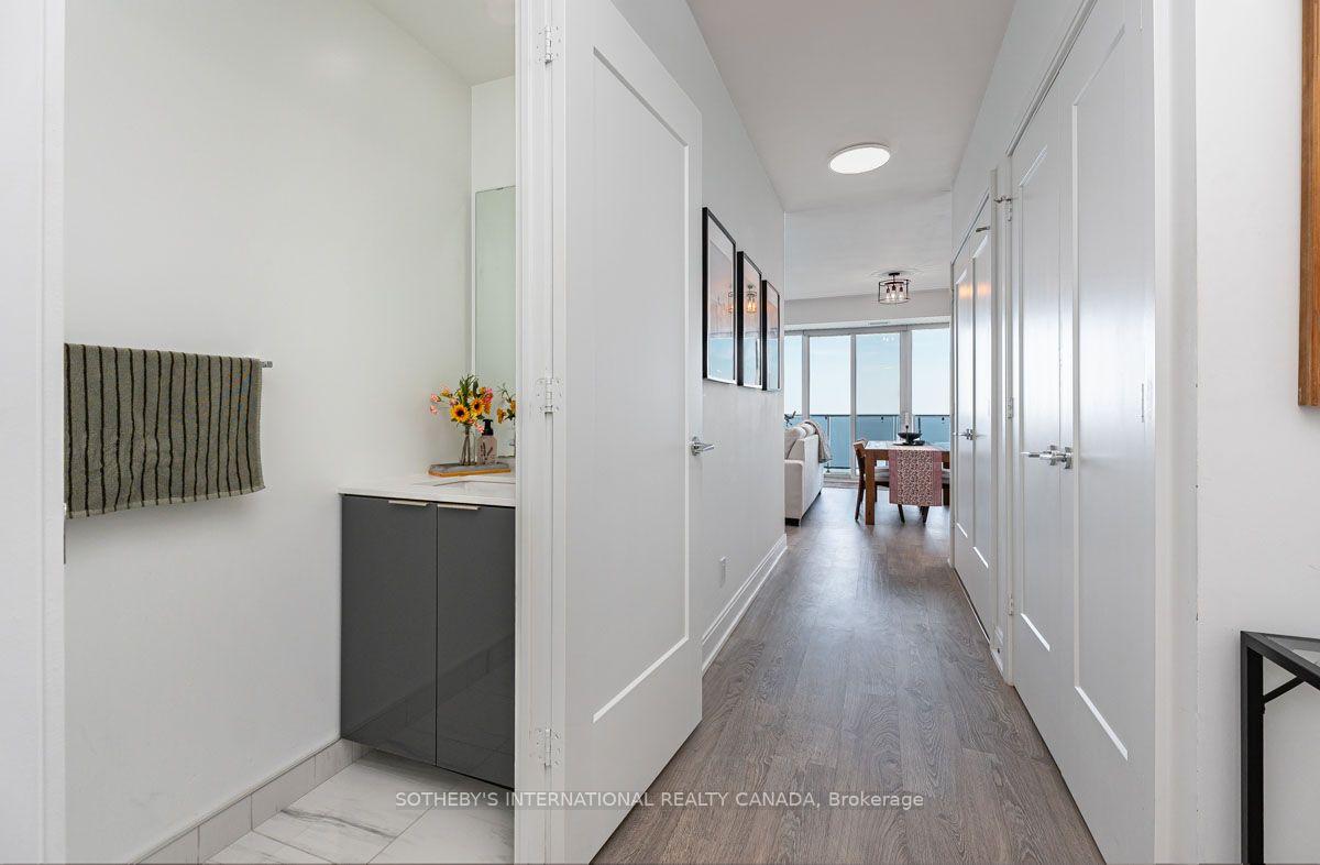 Photo 5 of Unit 4805, 70 Annie Craig Drive, Etobicoke, Mimico — HOMEH