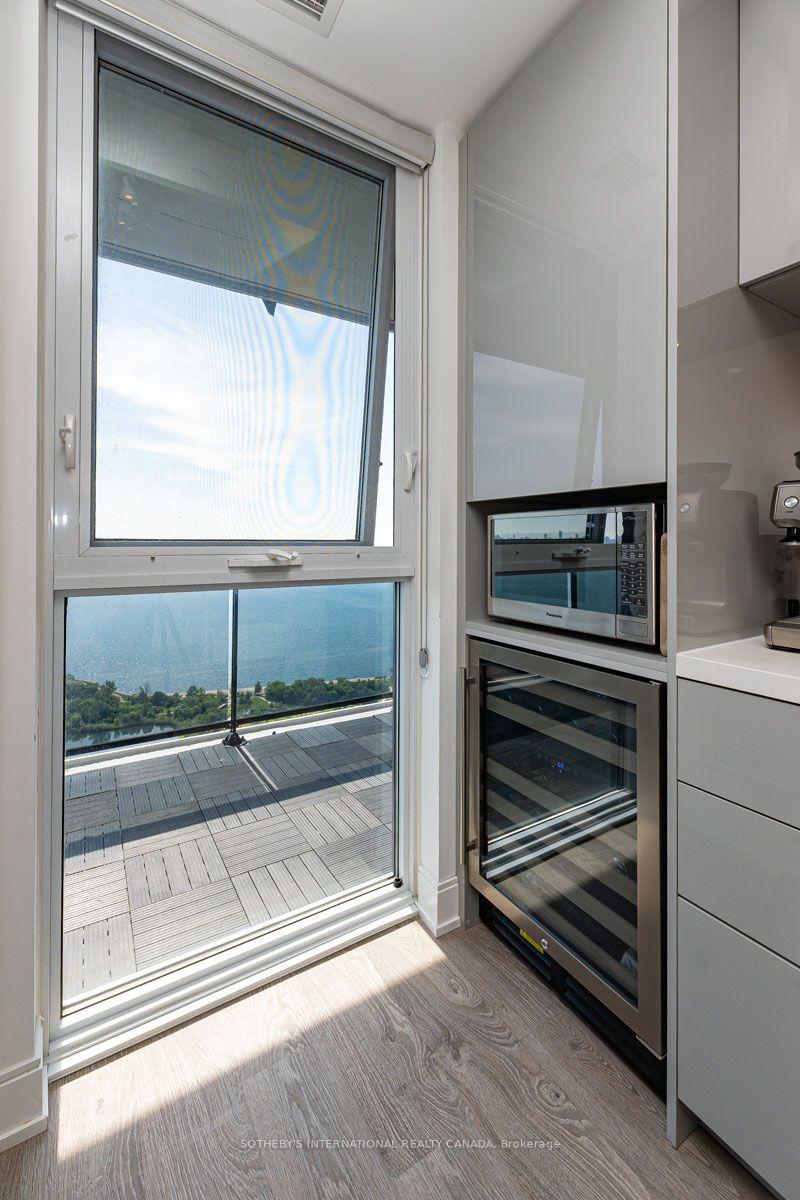Photo 13 of Unit 4805, 70 Annie Craig Drive, Etobicoke, Mimico — HOMEH