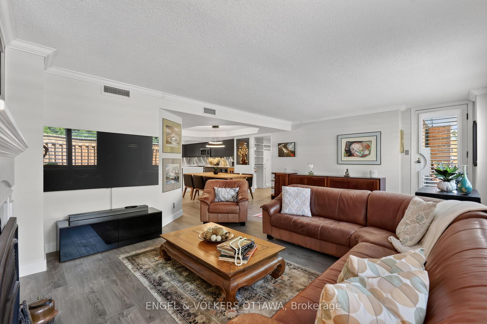 Photo 14 of Unit 106, 7 Kippewa Drive, Ottawa, Dows Lake — HOMEH