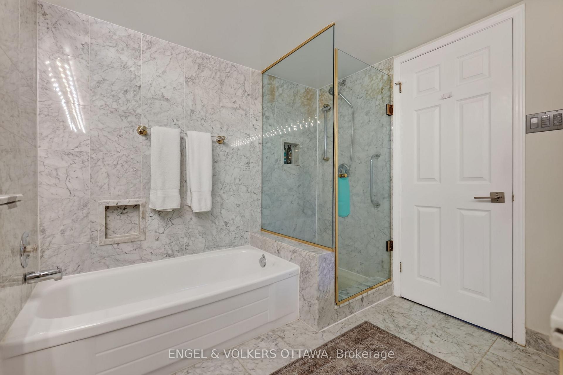 Photo 21 of Unit 106, 7 Kippewa Drive, Ottawa, Dows Lake — HOMEH