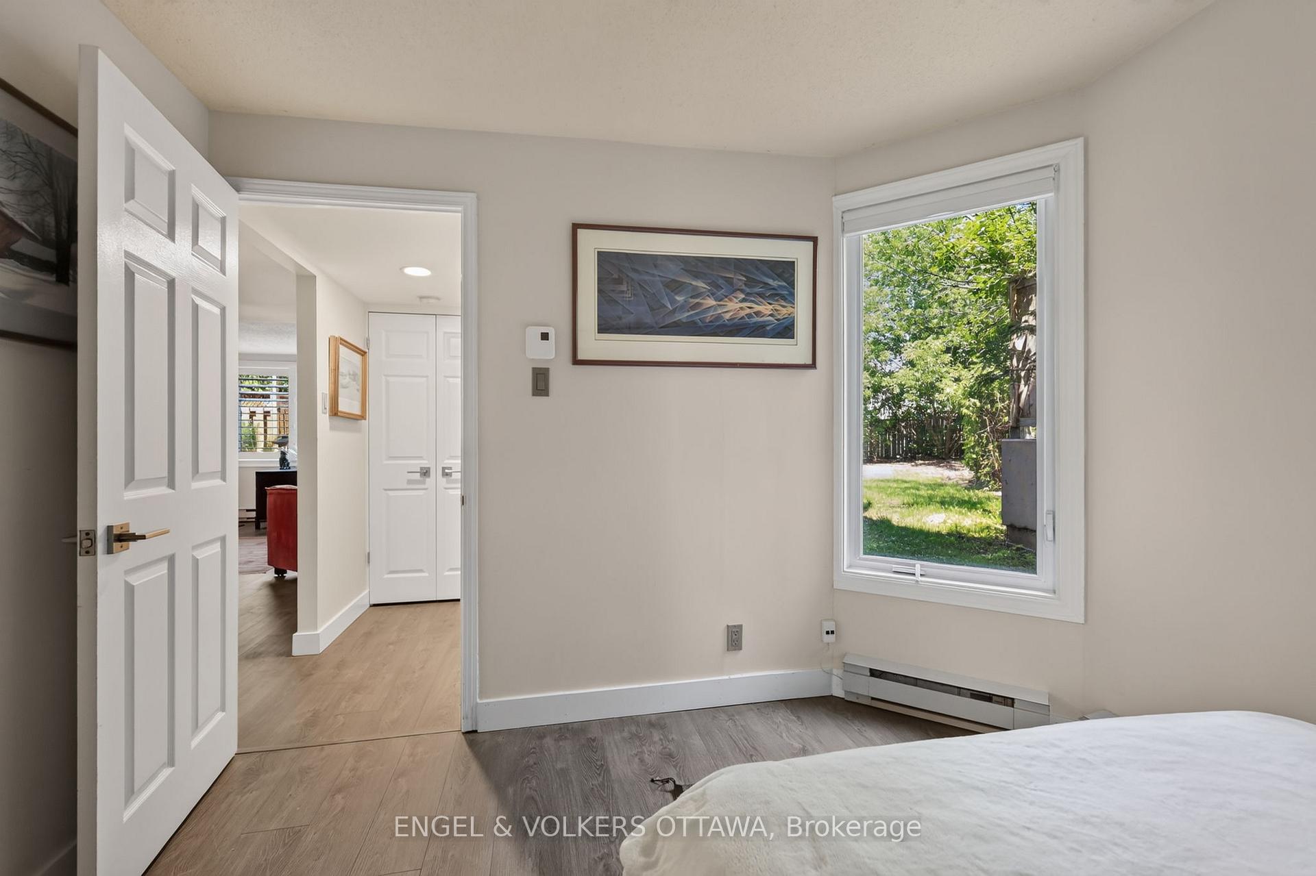 Photo 23 of Unit 106, 7 Kippewa Drive, Ottawa, Dows Lake — HOMEH
