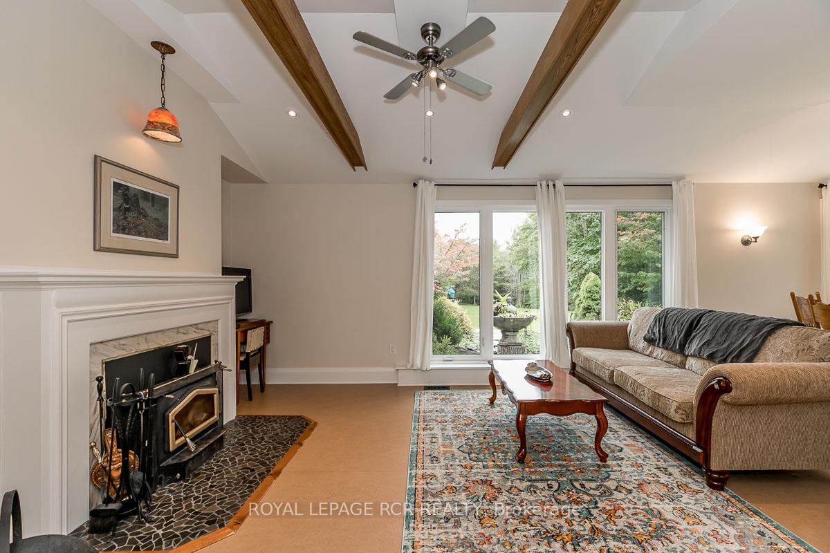 Photo 36 of 16365 Bathurst Street, Newmarket, Summerhill Estates — HOMEH