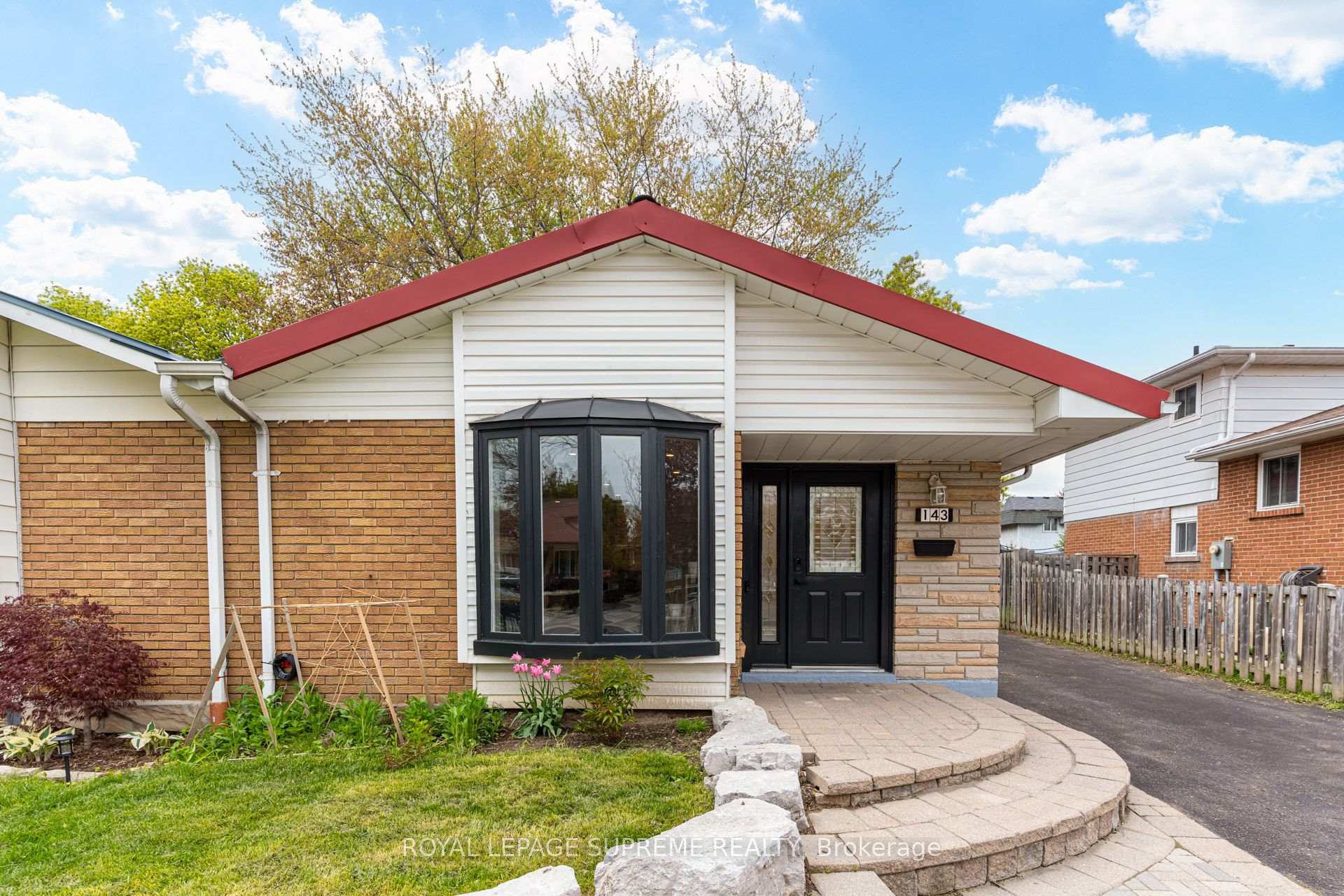 Front of Unit Upper, 143 Voltarie Crescent