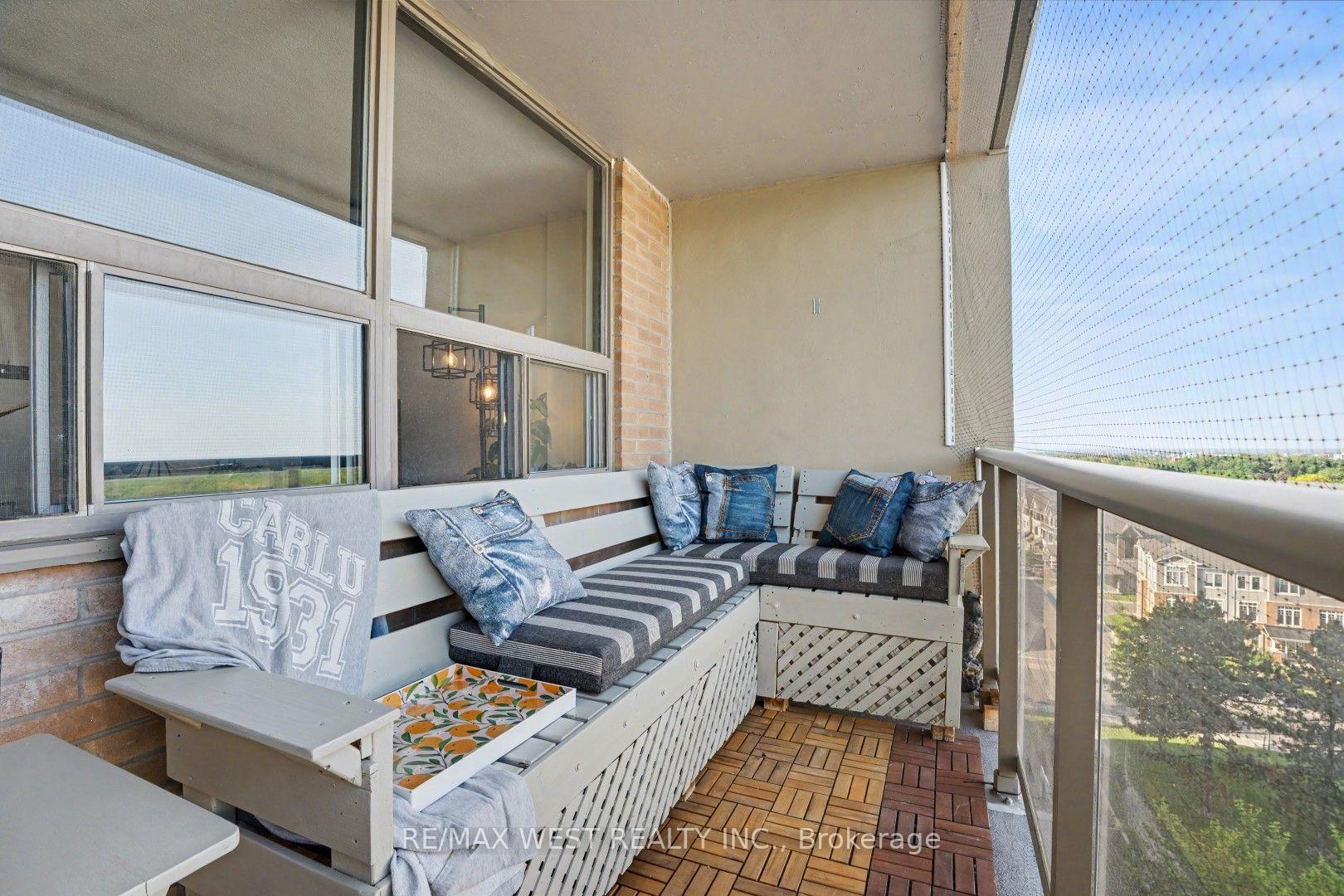 Photo 19 of Unit 807, 15 Nicklaus Drive, Hamilton, Vincent — HOMEH