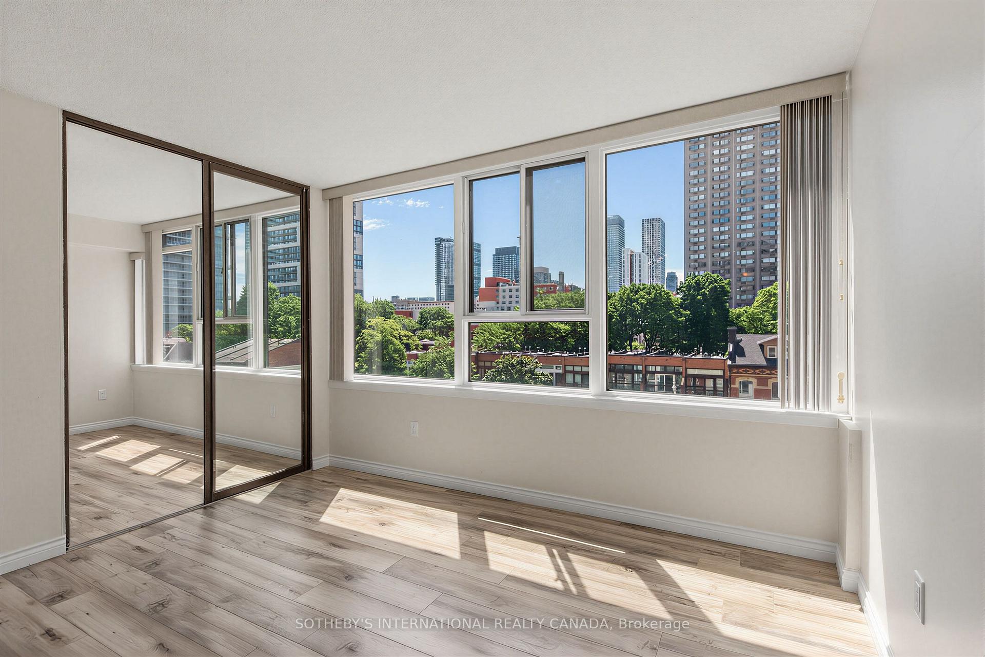 Photo 8 of Unit 403, 45 Carlton Street, Toronto, Church-Yonge Corridor — HOMEH