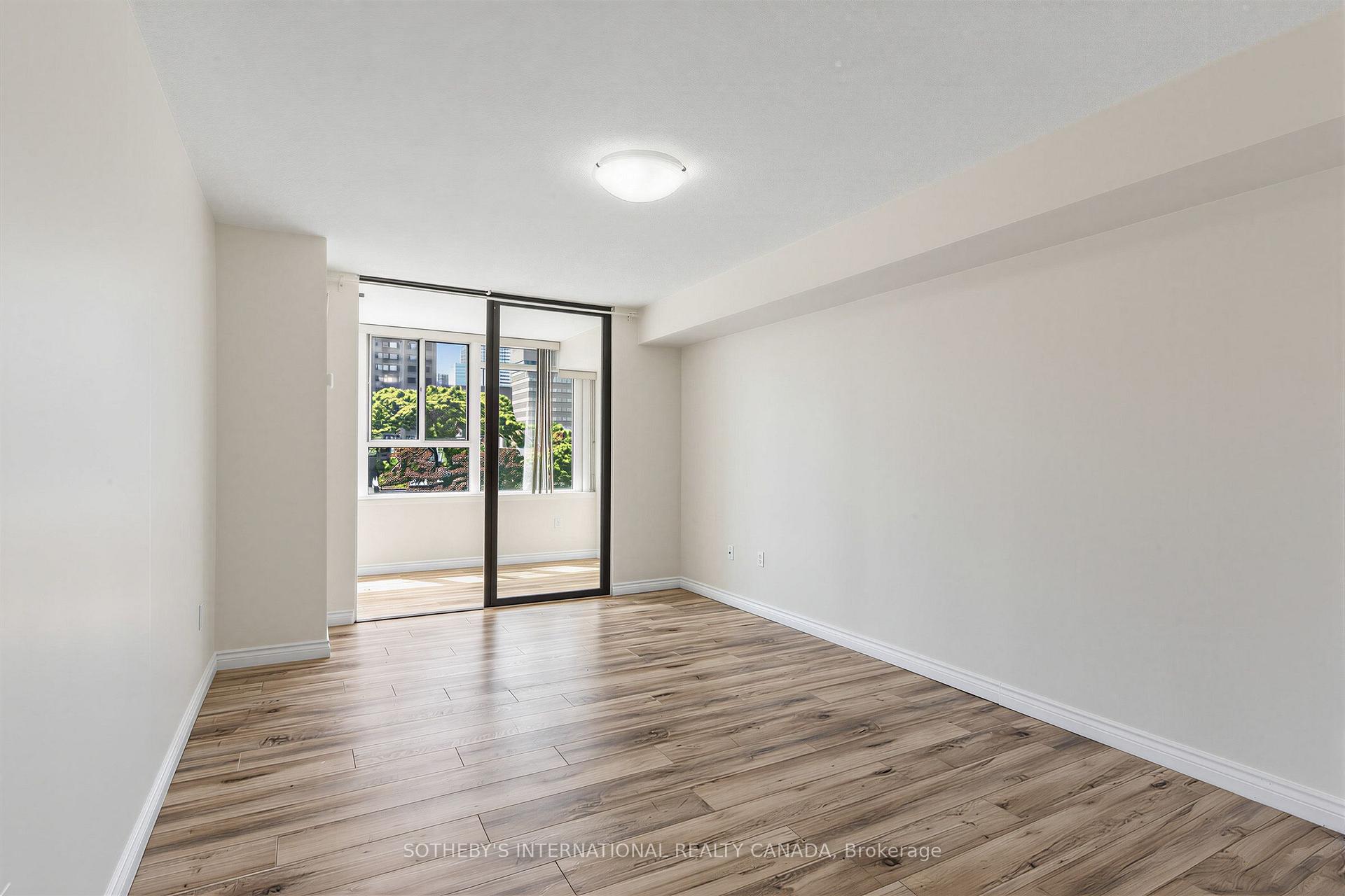 Photo 13 of Unit 403, 45 Carlton Street, Toronto, Church-Yonge Corridor — HOMEH