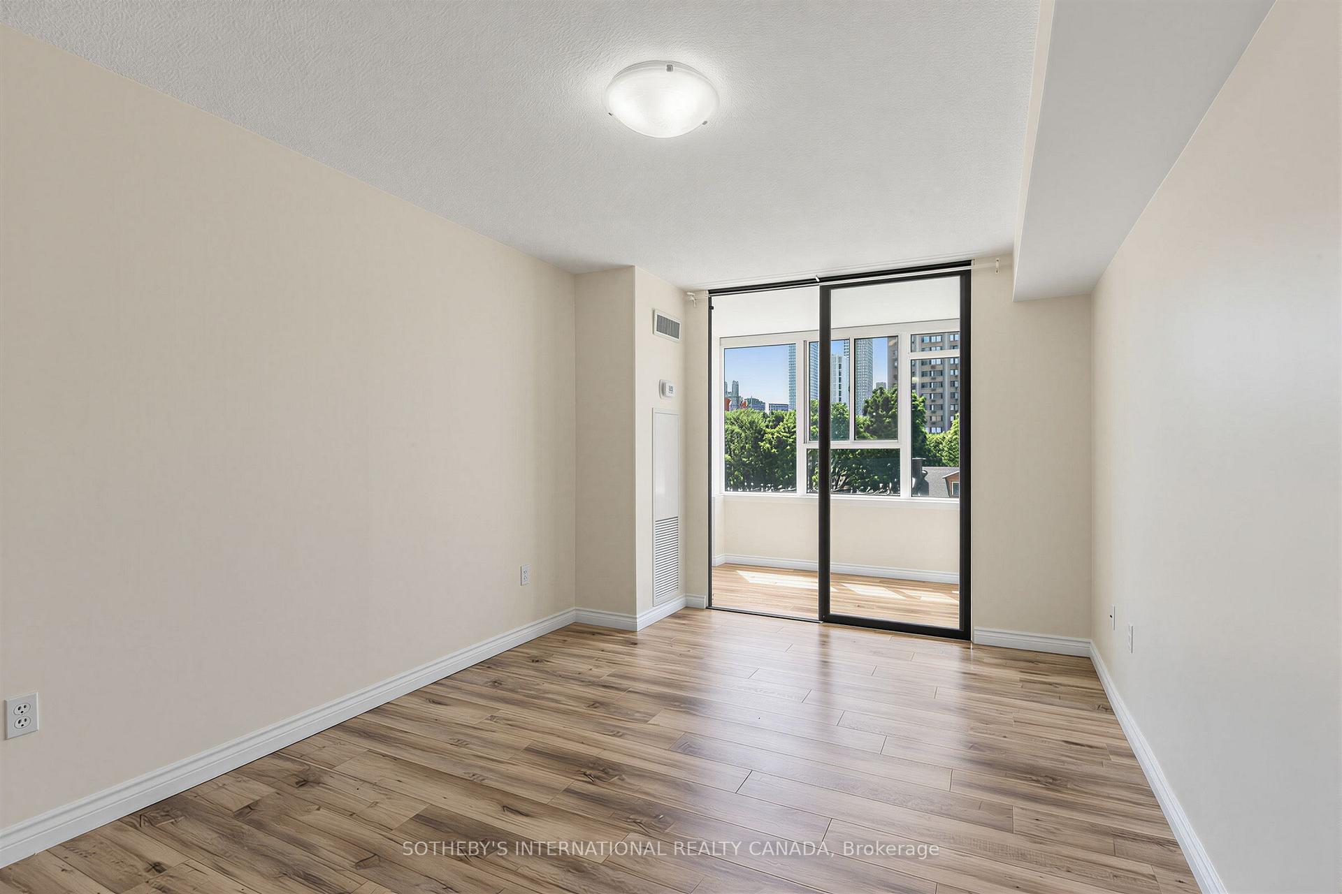 Photo 14 of Unit 403, 45 Carlton Street, Toronto, Church-Yonge Corridor — HOMEH