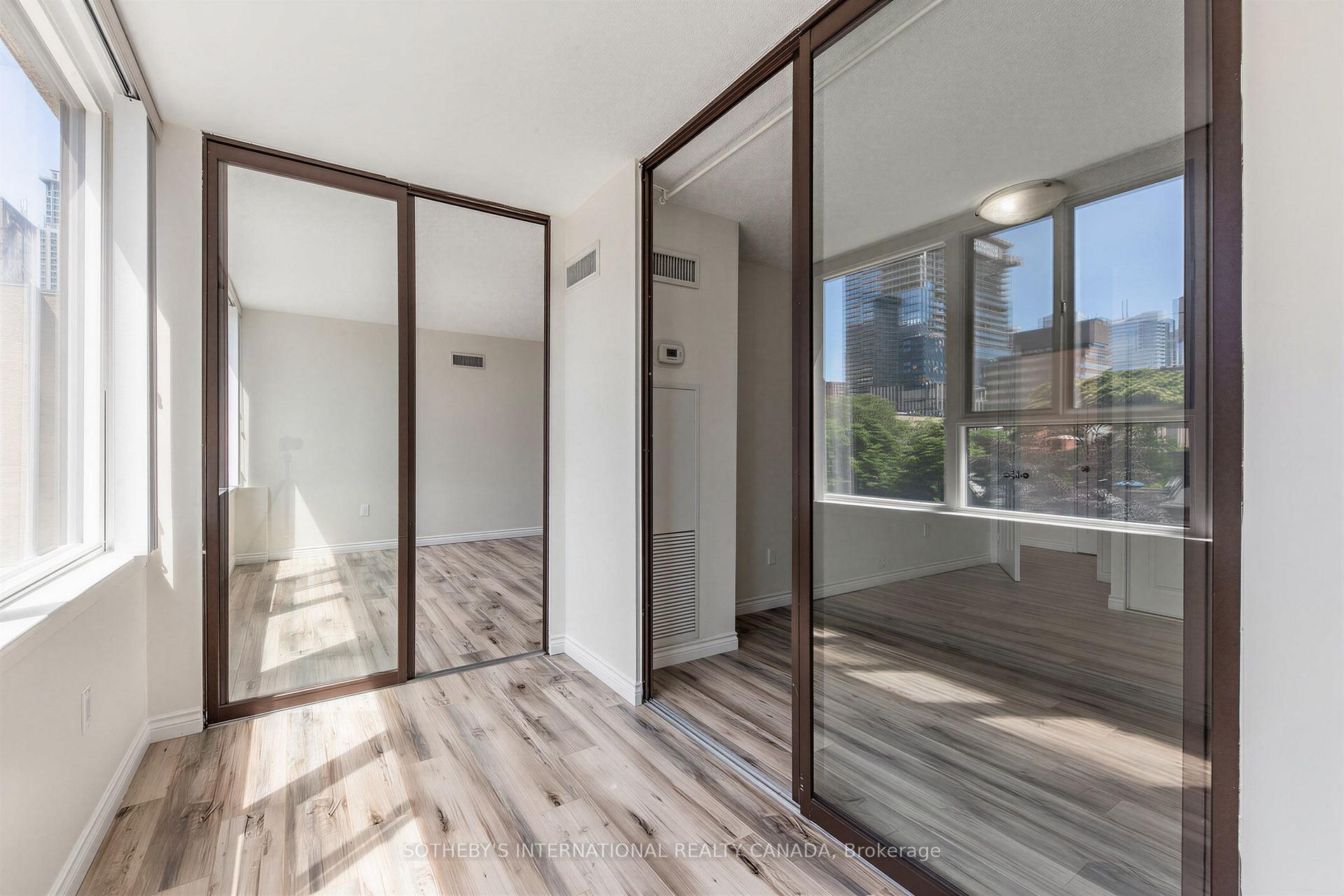 Photo 23 of Unit 403, 45 Carlton Street, Toronto, Church-Yonge Corridor — HOMEH