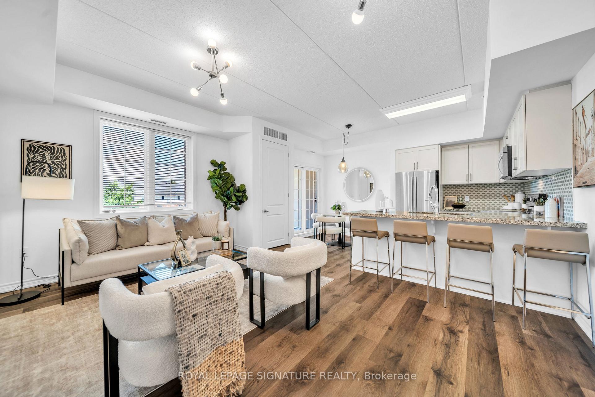 Photo 6 of Unit 228, 1077 Gordon Street, Guelph, Clairfields/Hanlon Business Park — HOMEH