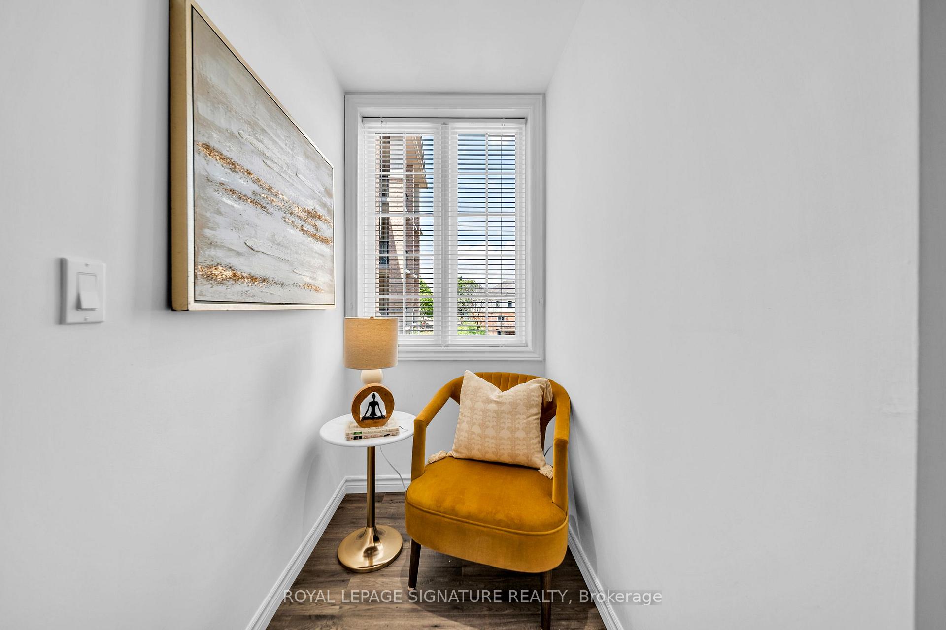 Photo 10 of Unit 228, 1077 Gordon Street, Guelph, Clairfields/Hanlon Business Park — HOMEH