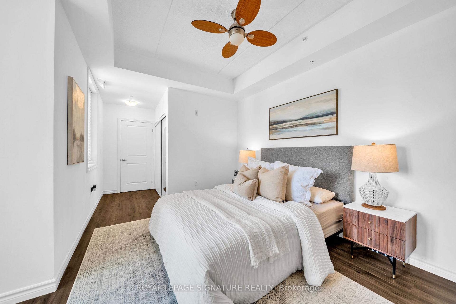 Photo 12 of Unit 228, 1077 Gordon Street, Guelph, Clairfields/Hanlon Business Park — HOMEH