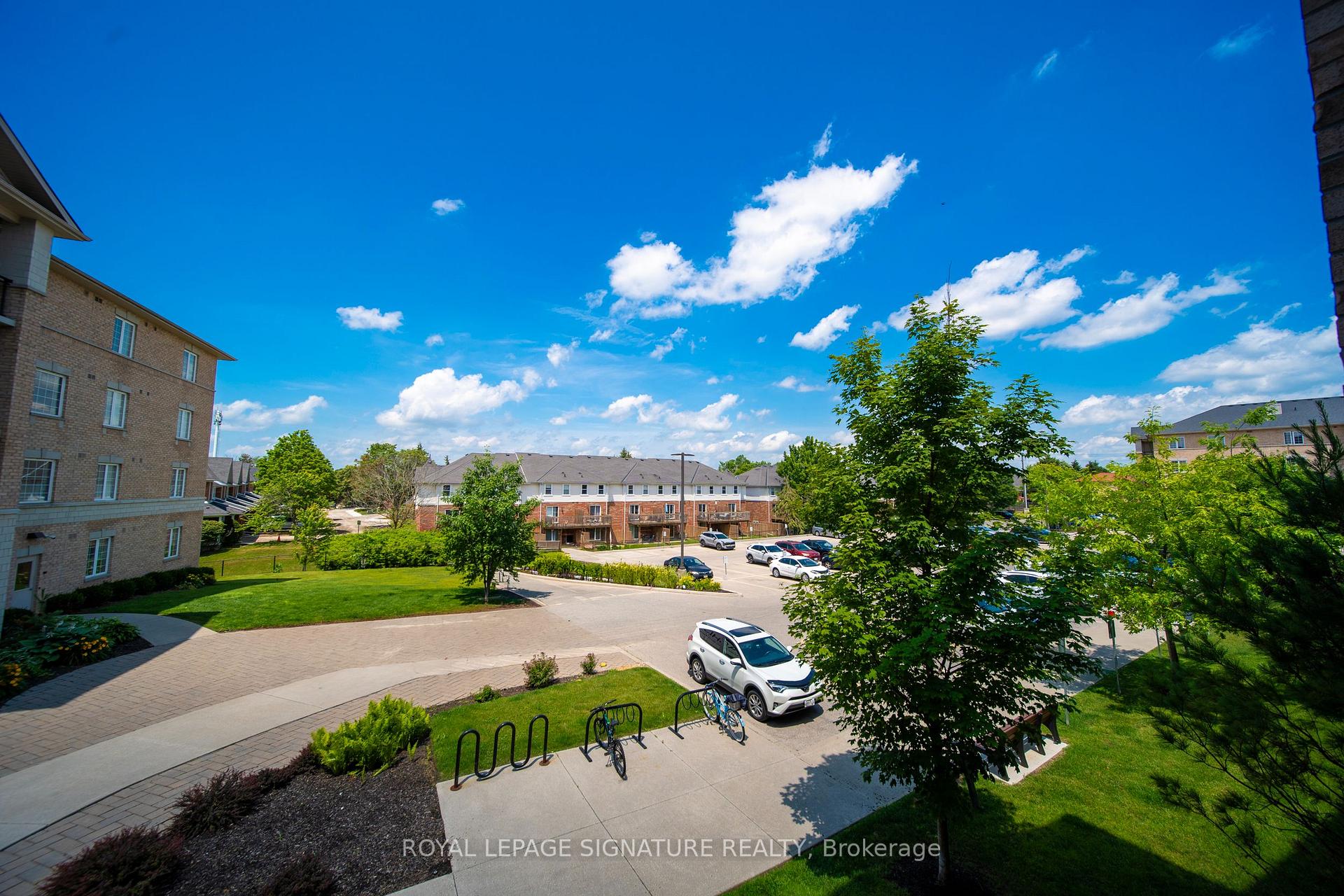 Photo 15 of Unit 228, 1077 Gordon Street, Guelph, Clairfields/Hanlon Business Park — HOMEH
