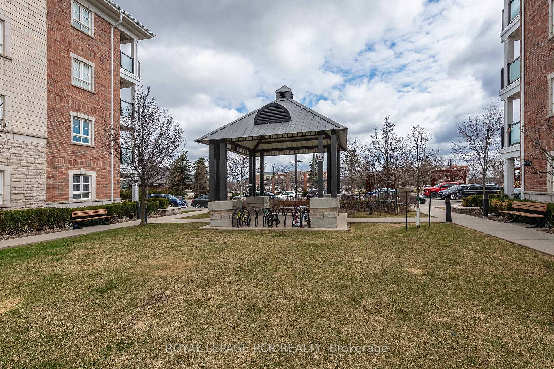 Photo 44 of Unit 106, 60 Baycliffe Crescent, Brampton, Northwest Brampton — HOMEH
