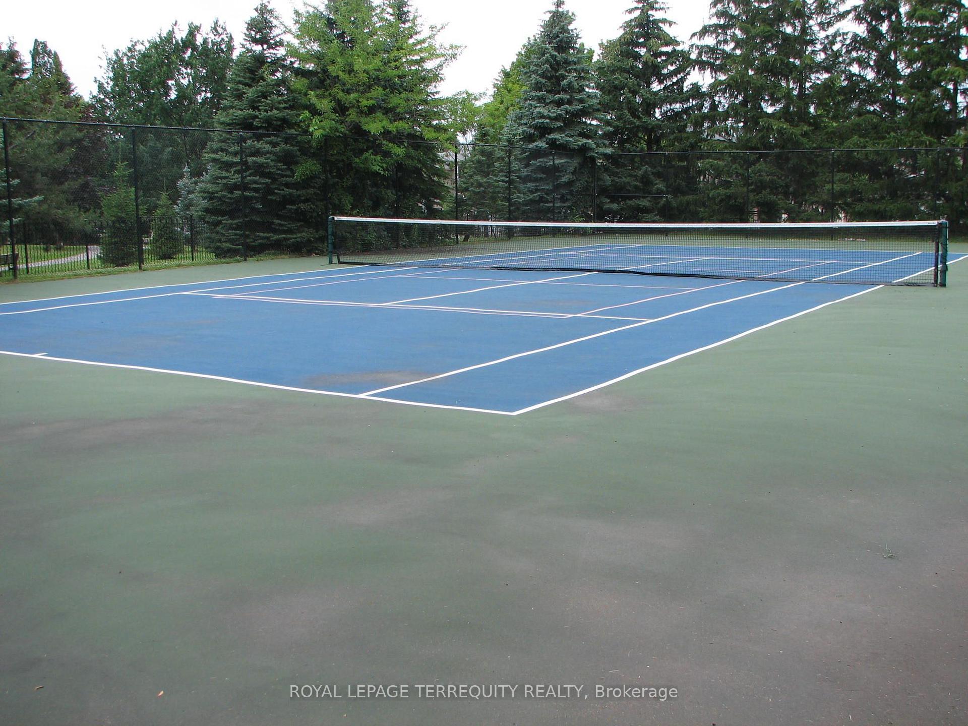 Photo 9 of Unit 306, 81 Townsgate Drive, Vaughan, Crestwood-Springfarm-Yorkhill — HOMEH