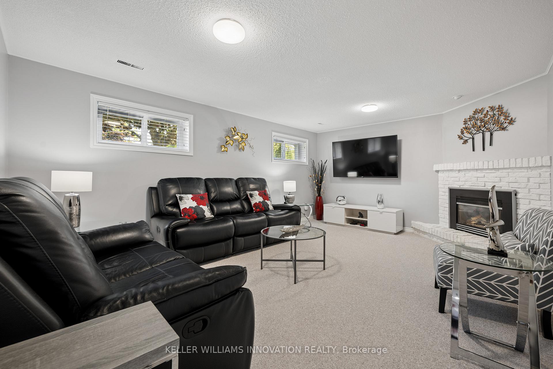 Photo 26 of 536 Pioneer Drive, Kitchener, Pioneer Park — HOMEH